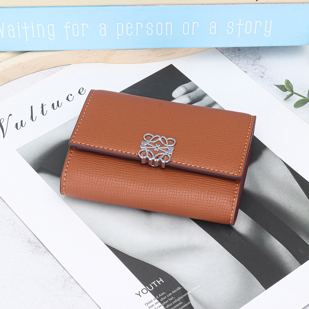 luxurious Leather Flap Short Wallet