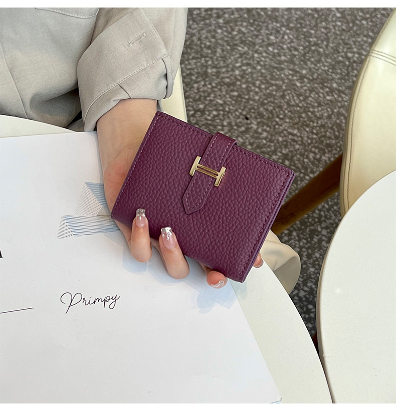 luxurious Leather Flap Short Wallet