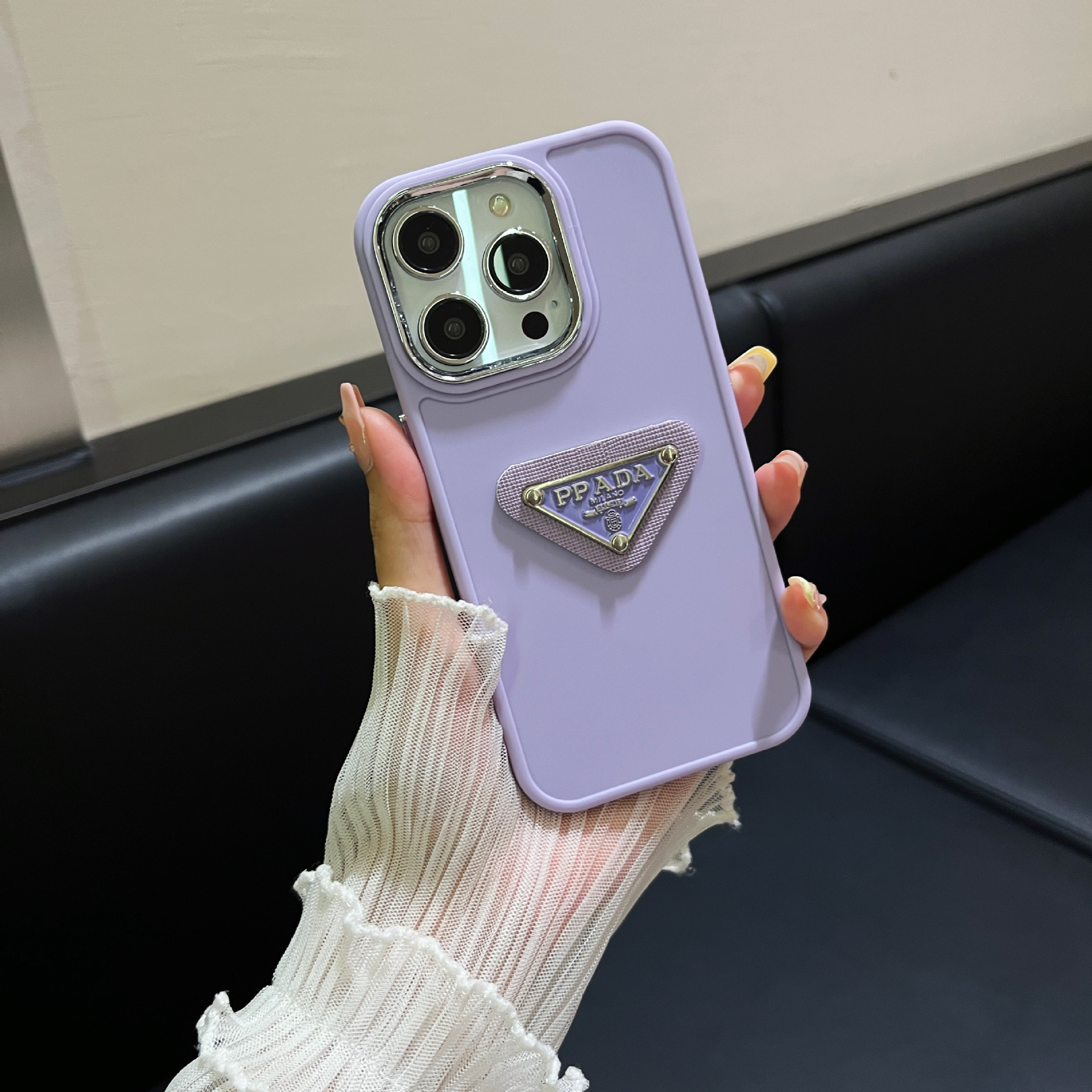 Simple Metal Triangle Label PR iPhone Case