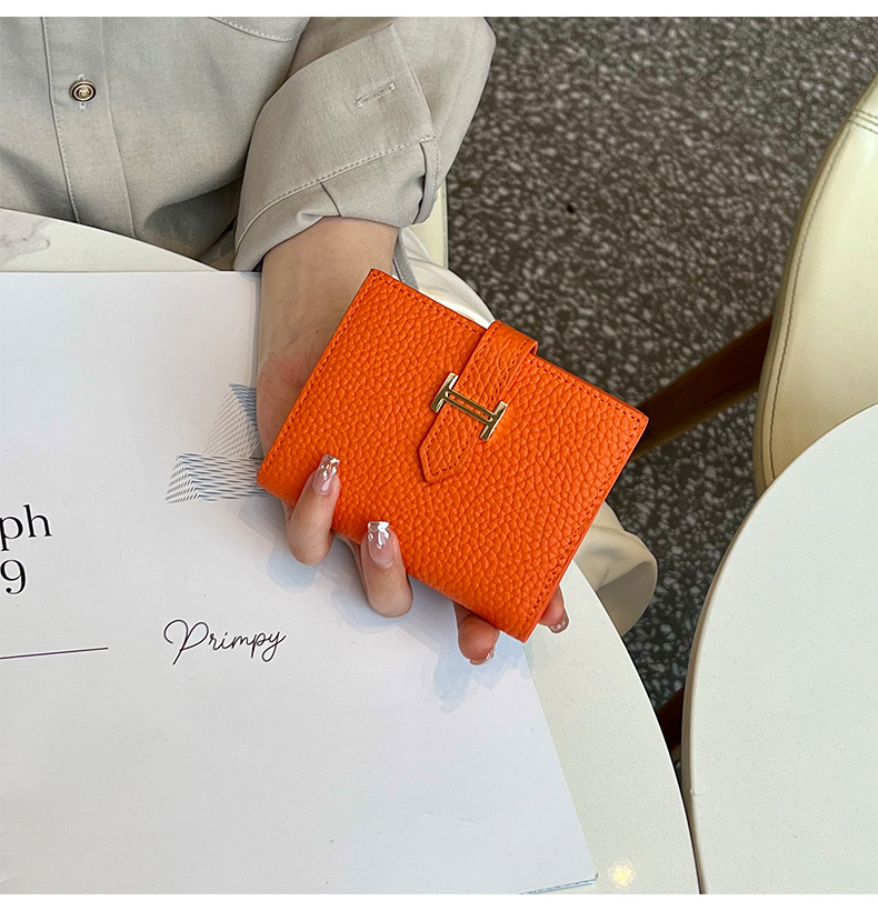 luxurious Leather Flap Short Wallet