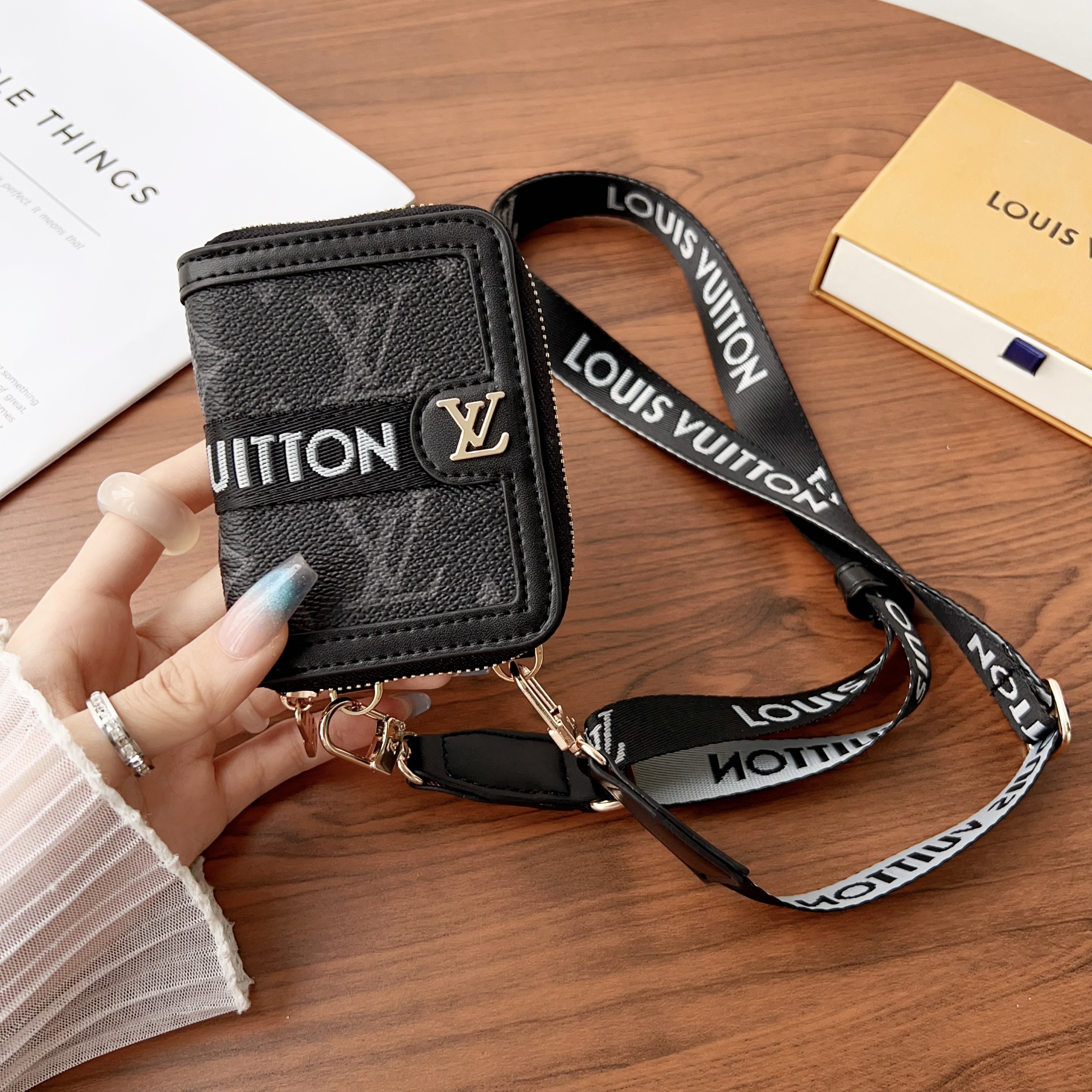 Luxury Leather  Zipper Wallet Card Holder & Coin Purse With  Crossbody Strap