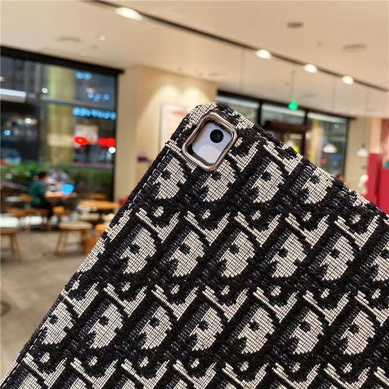 Vintage Cloth Classic CD iPad Case