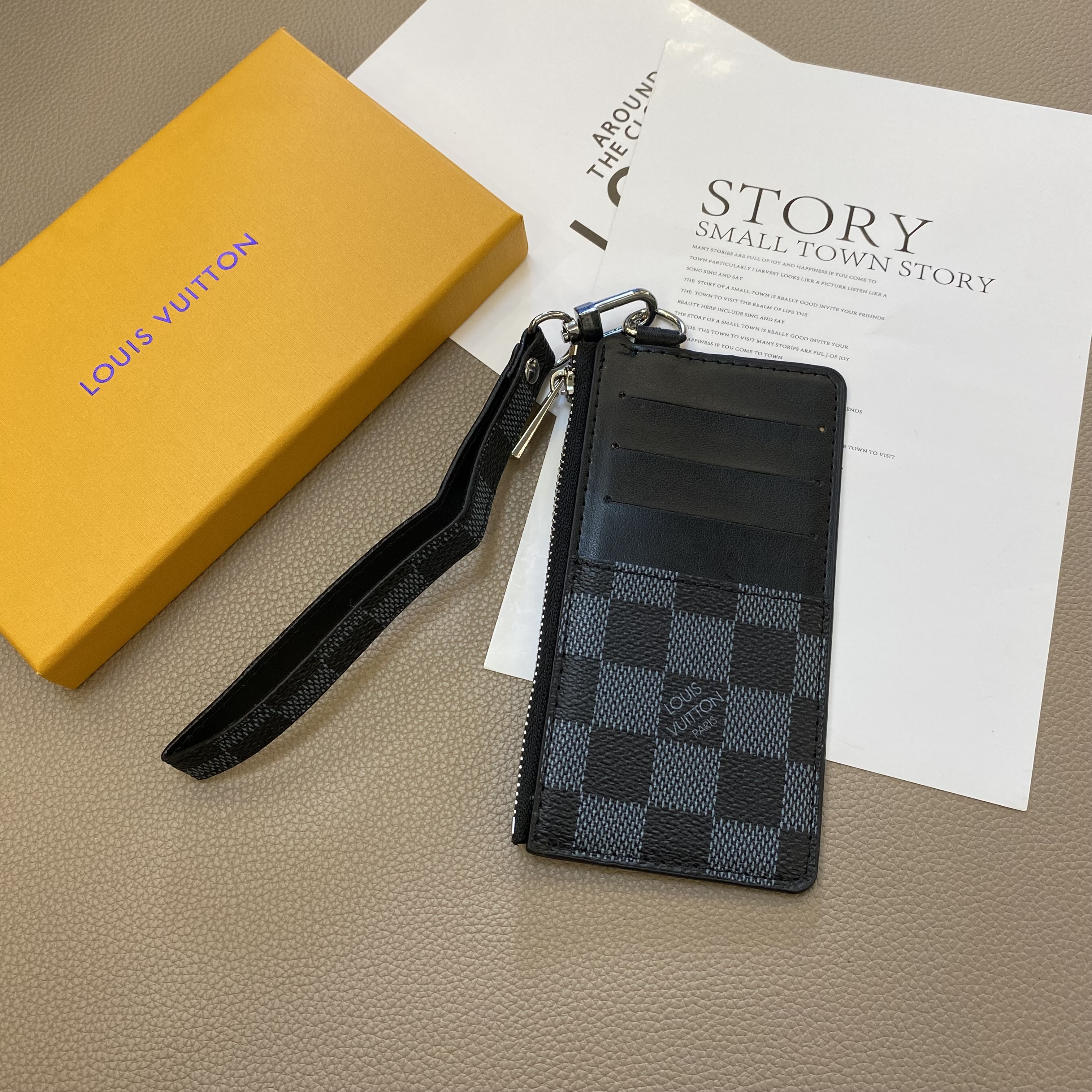 Luxury Leather Zipper Wallet Card Holder & Coin Purse With Bracelet