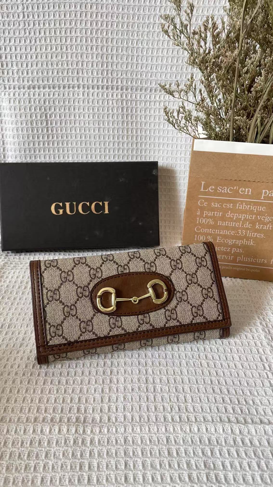 Luxury leather Wallet