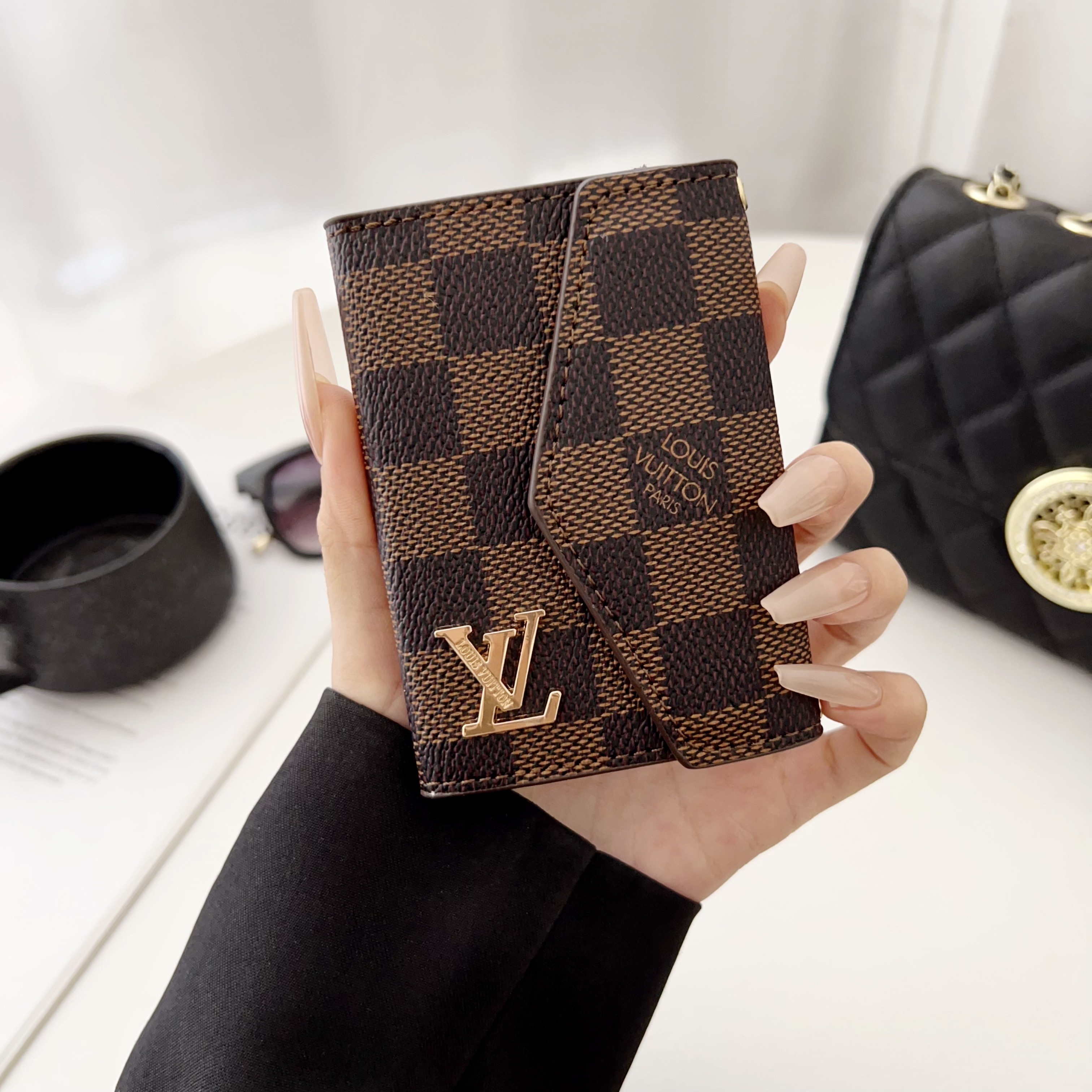 Louis Vuitton Gucci Luxury Leather Wallet Card Holder & Coin Purse With Snap Closure