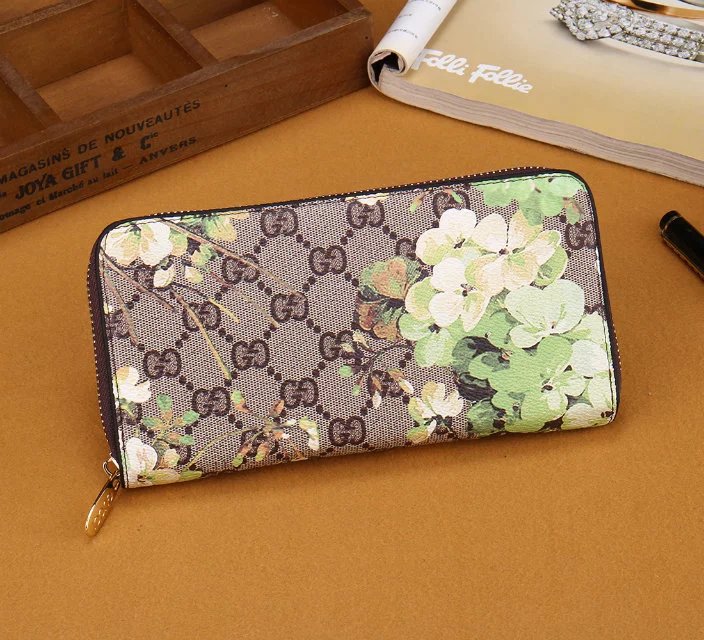 luxurious Leather Zipper Long Wallet