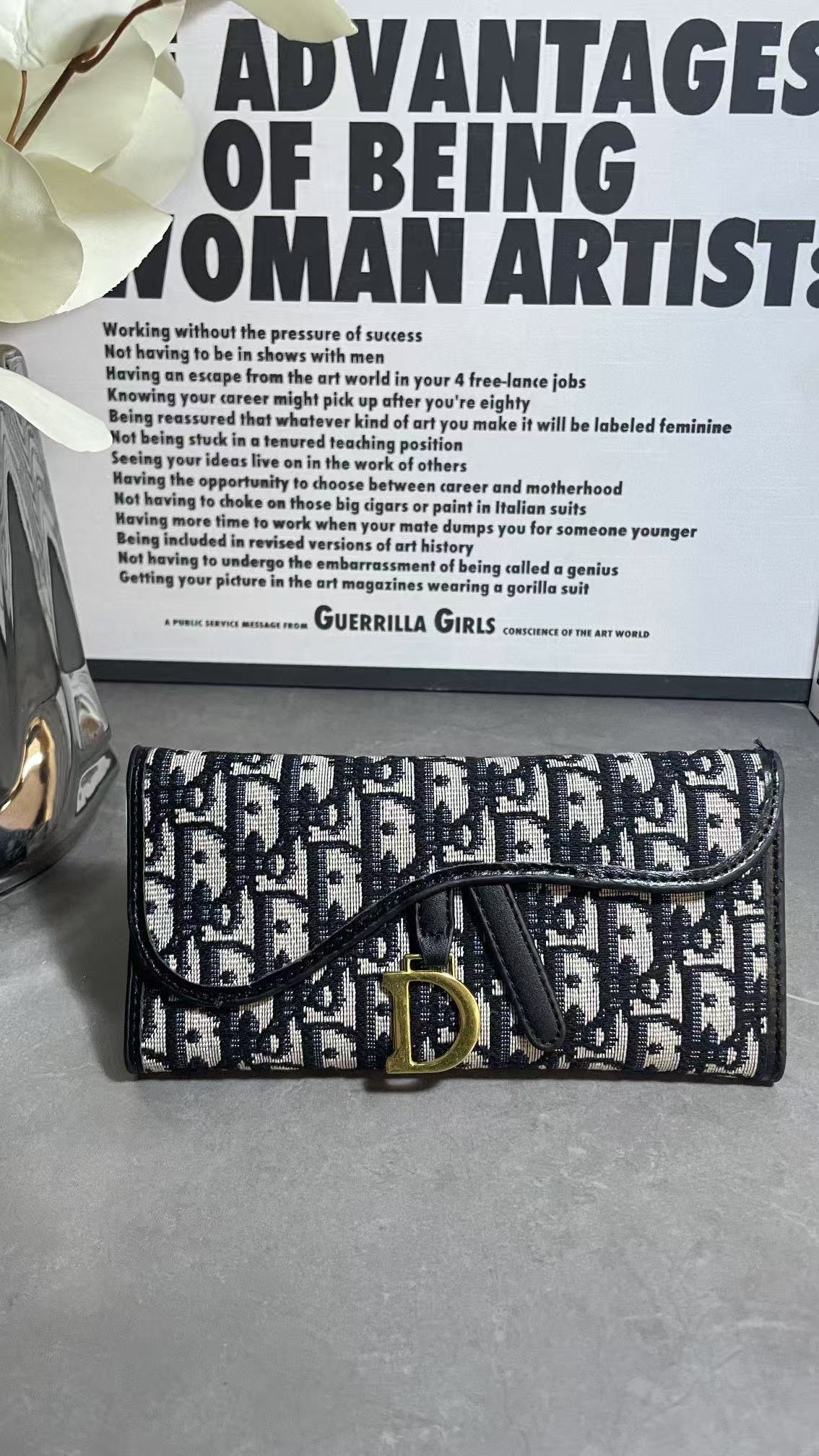 luxurious Leather Flap Wallet