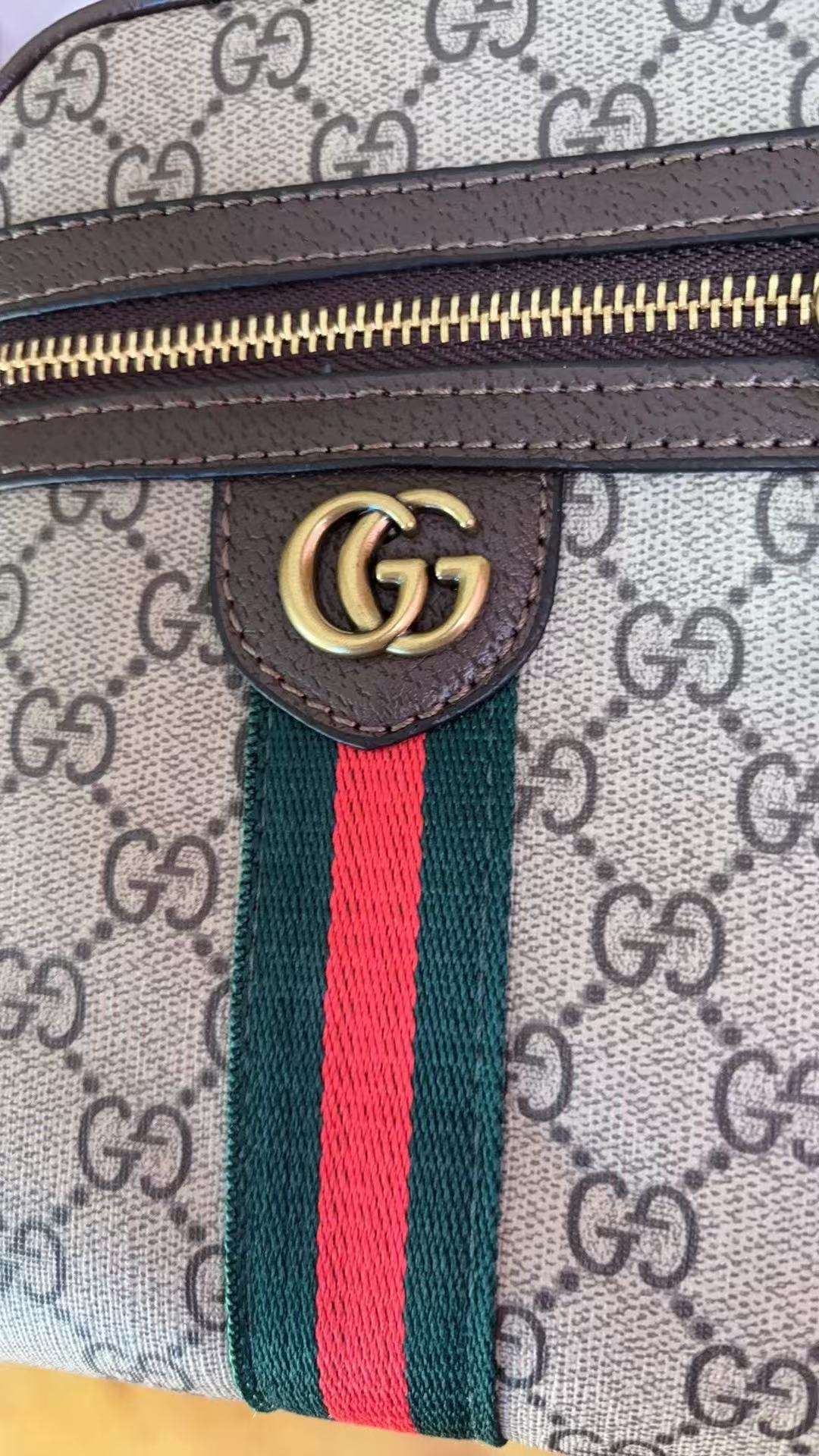 Classic Luxury Leather GC Crossbody Bag