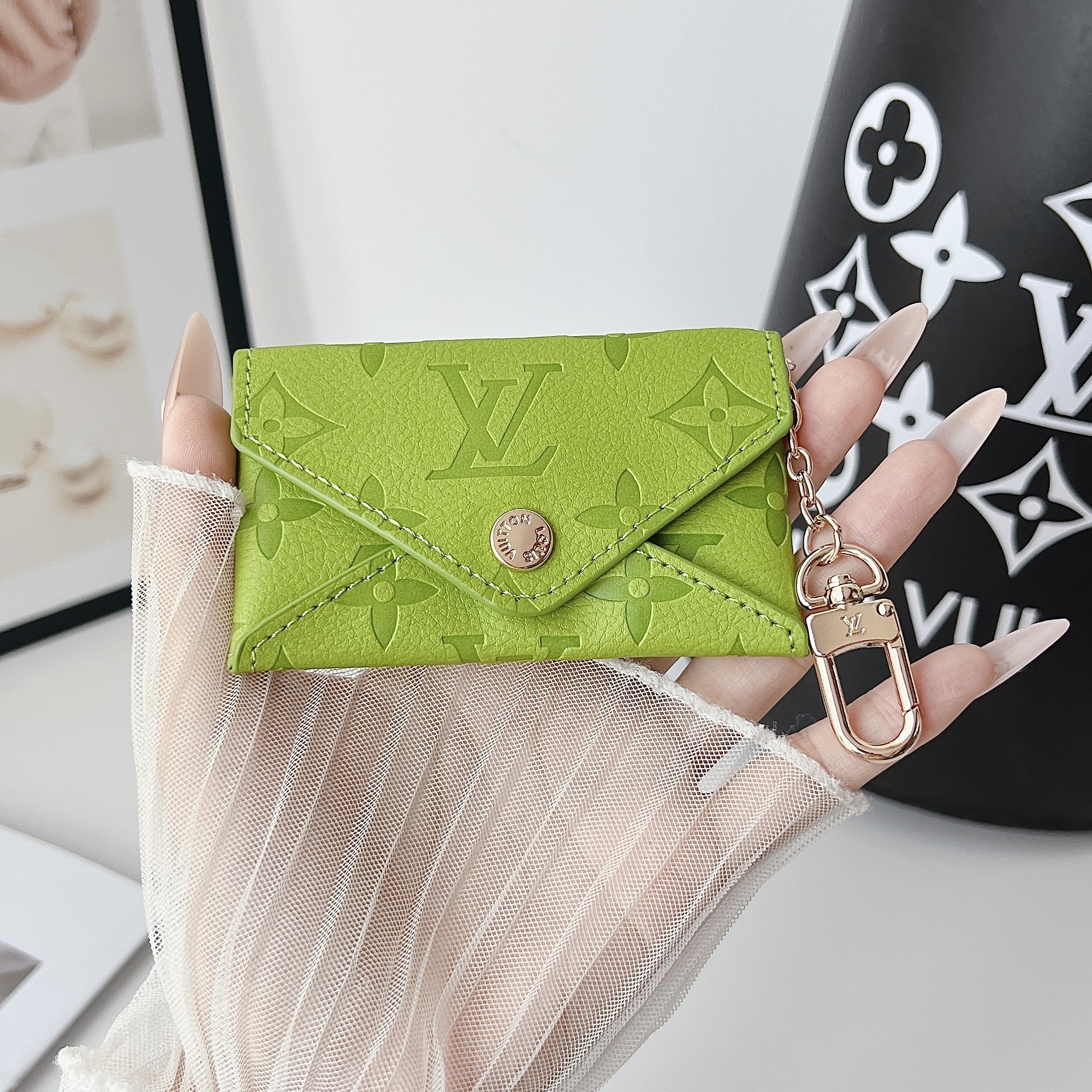 Louis Vuitton Luxury Leather Coin Purse