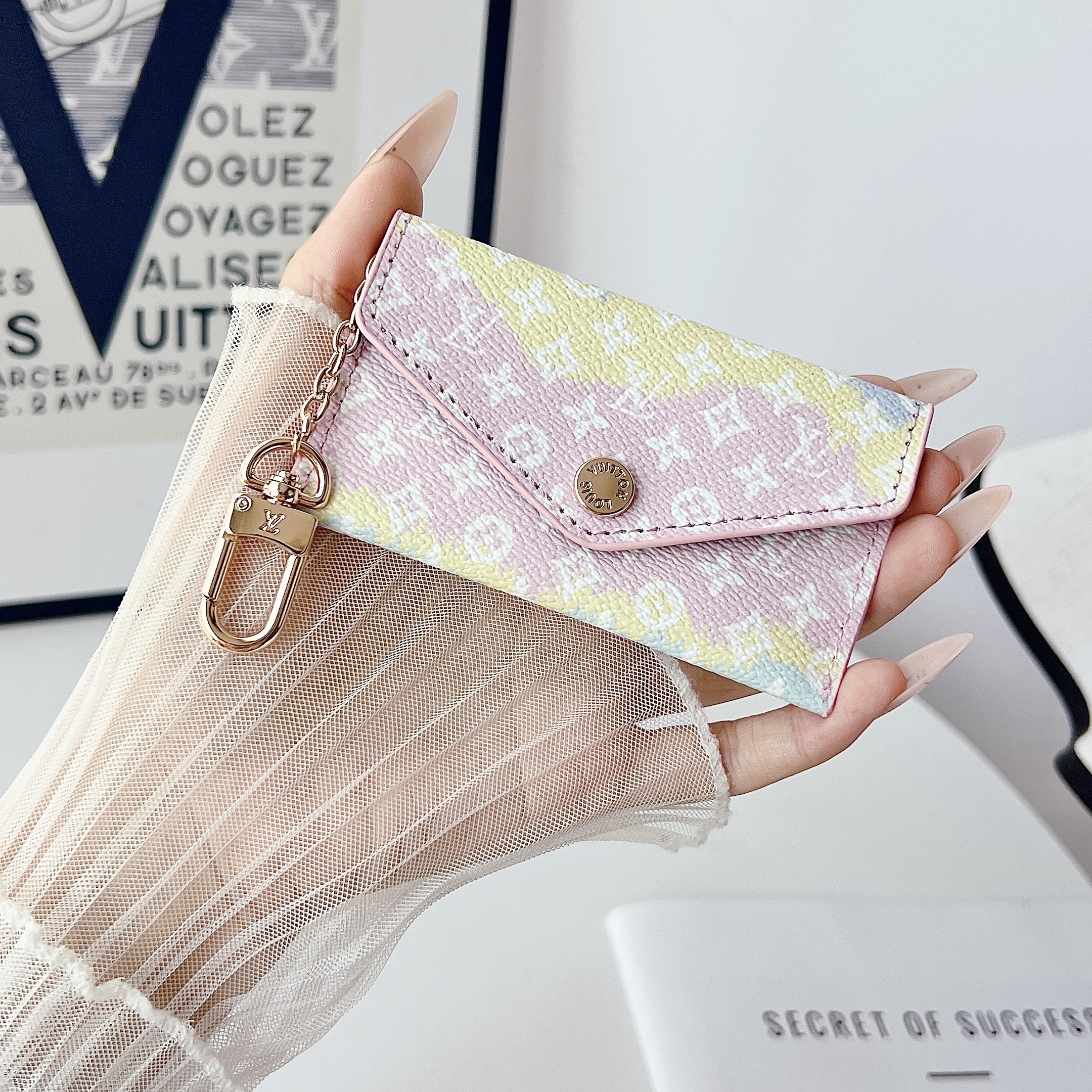 Louis Vuitton Luxury Leather Coin Purse