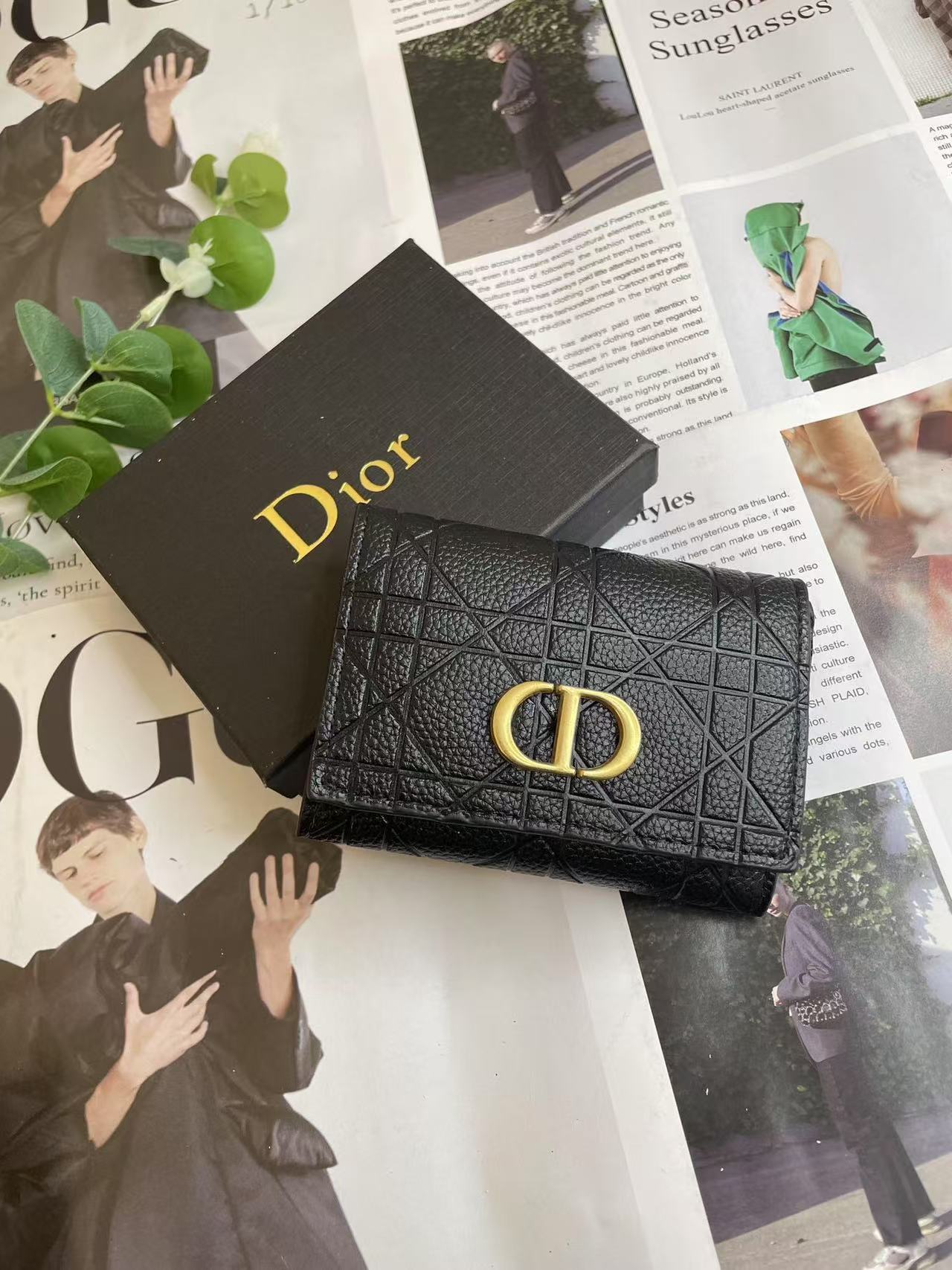 luxurious Leather Flap Wallet