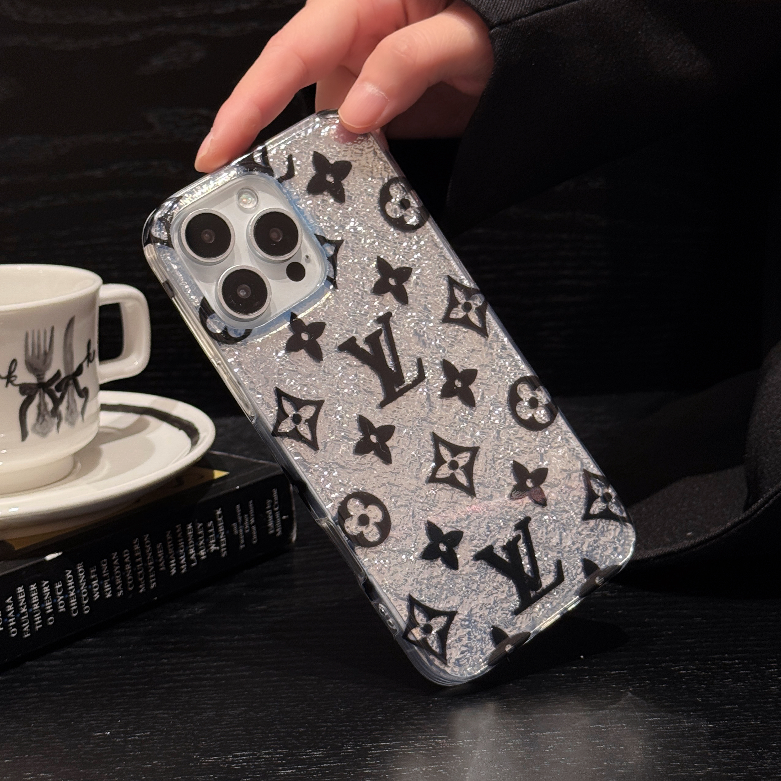 Louis Vuitton Vintage  iPhone Case-Youthful Shining Shell