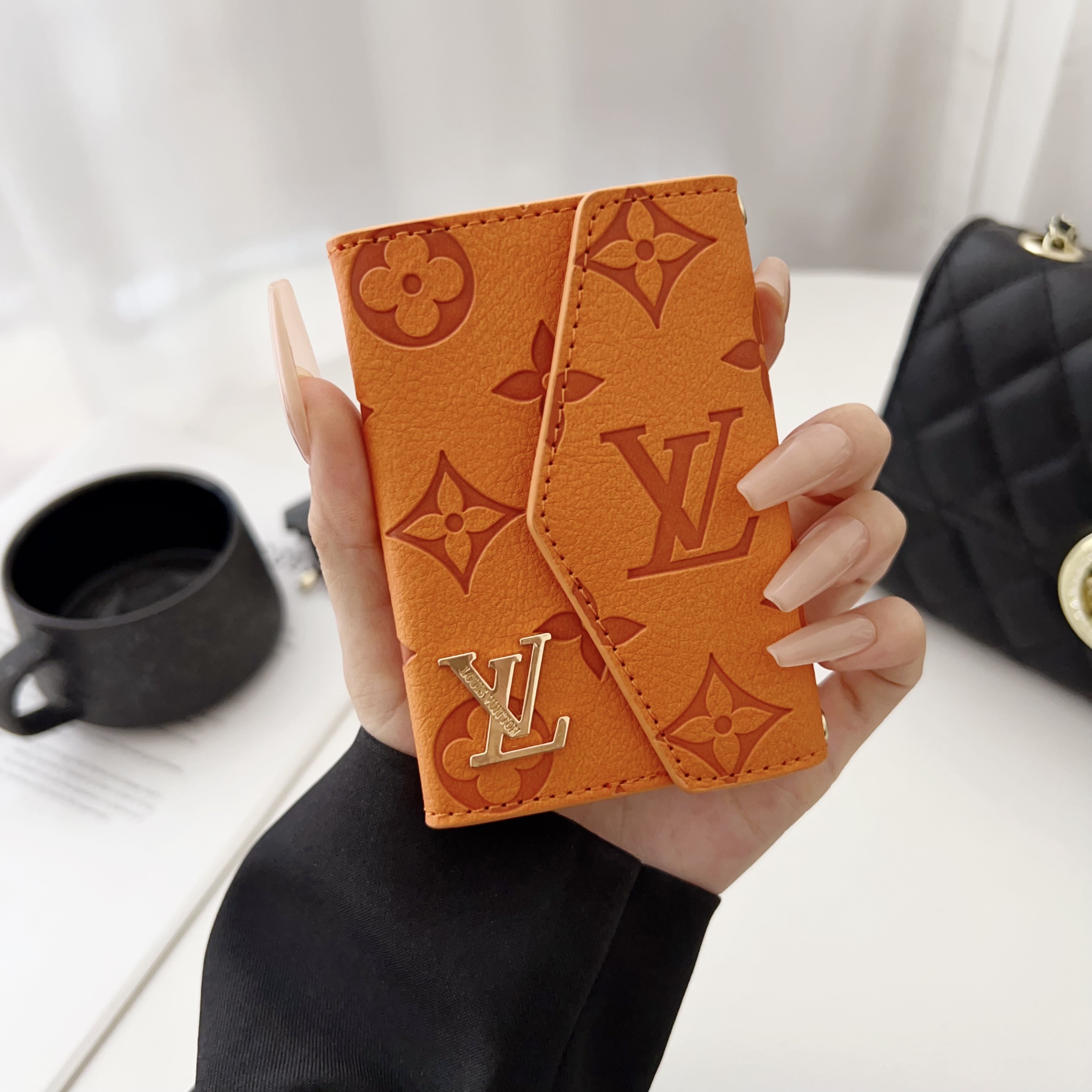 Louis Vuitton Gucci Luxury Leather Wallet Card Holder & Coin Purse With Snap Closure