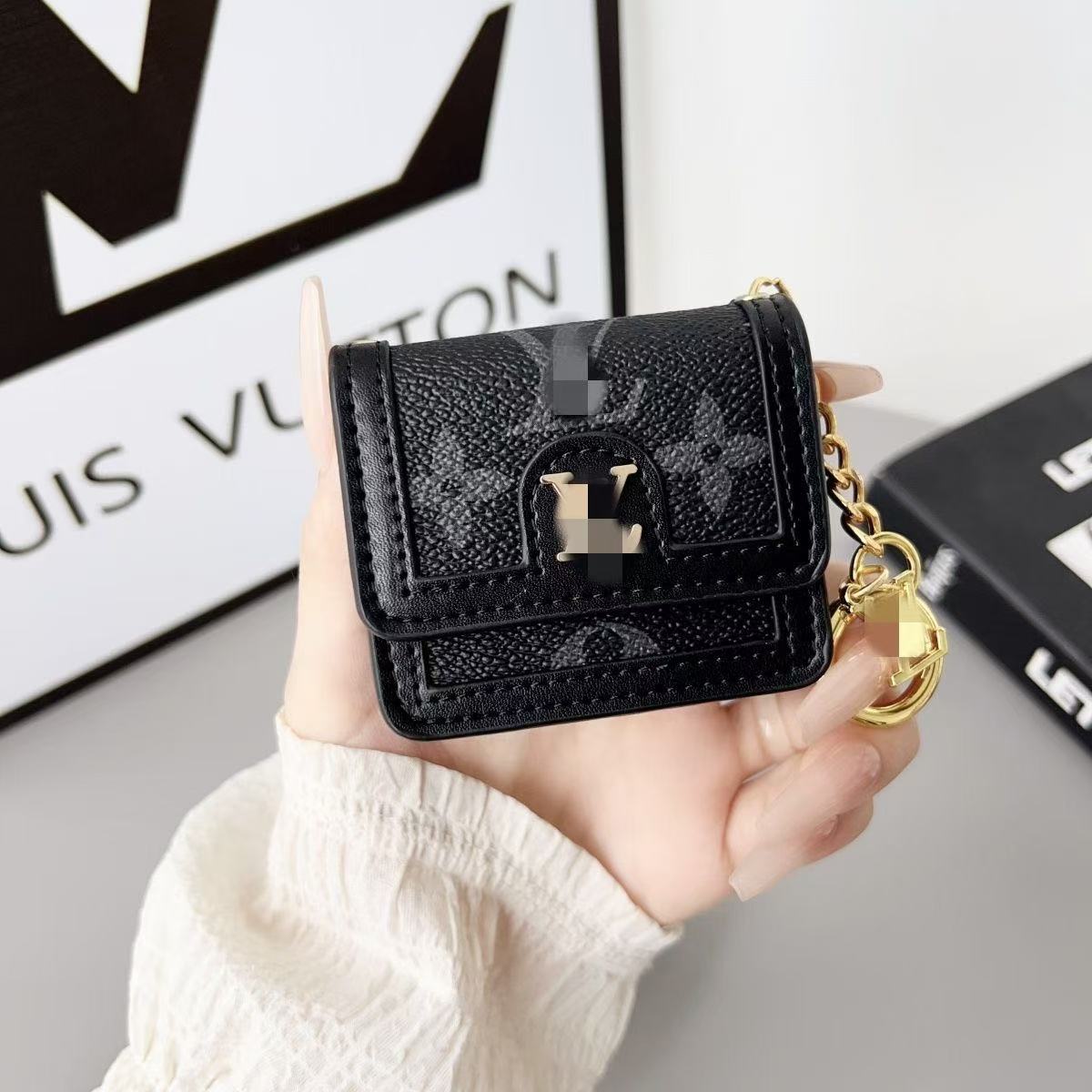 Classic Luxury Leather Airpods Case With Crossbody Strap-BELKCASE