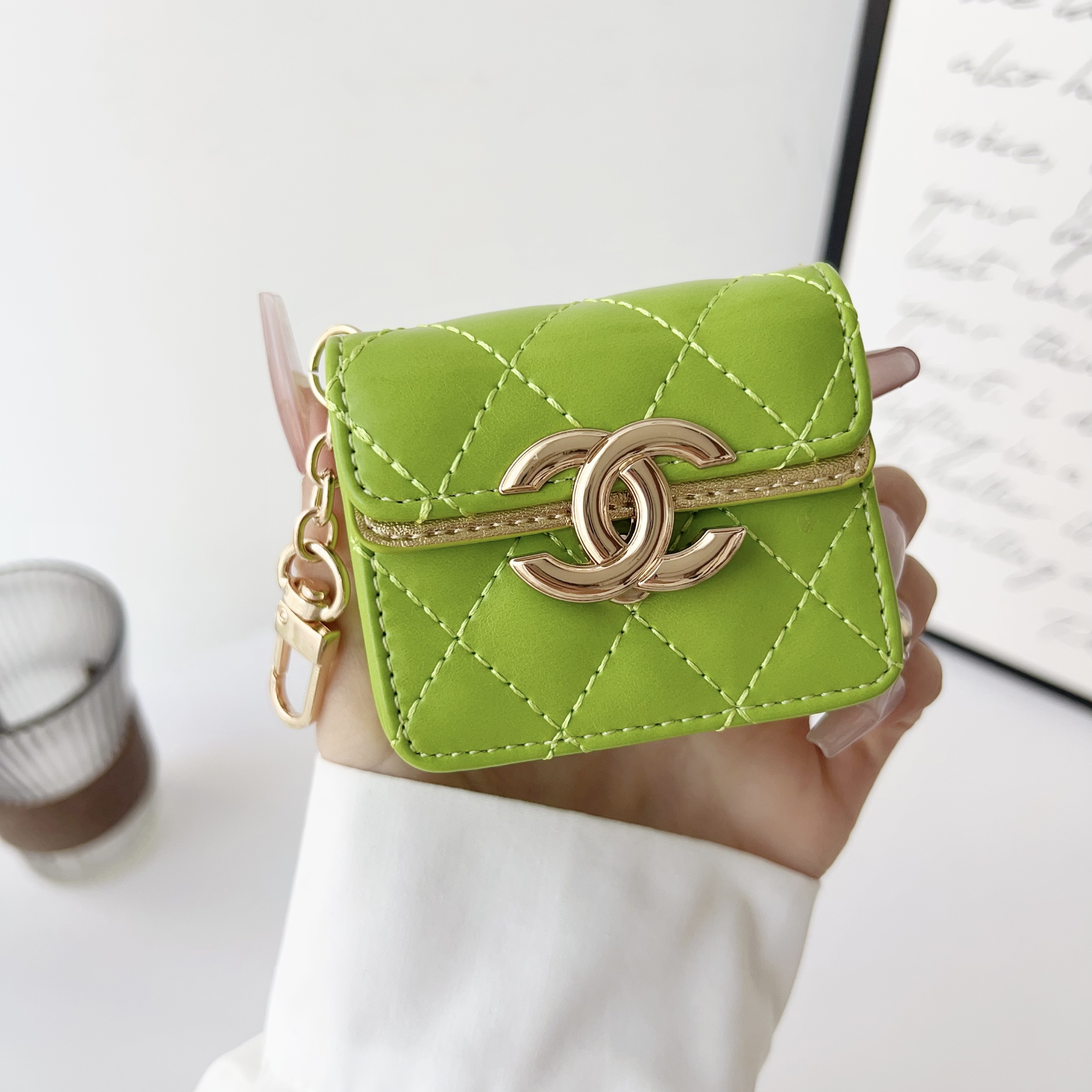 Luxury Leather Airpods Case With Crossbody Strap