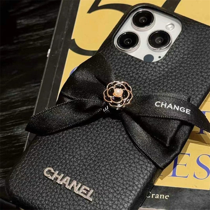 香奈儿风格智能手机壳 iPhone 壳丝带品牌香奈儿 iPhone 16/16pro 壳装饰 iPhone 15/15pro 壳流行品牌女孩 iPhone 14/13 壳可爱