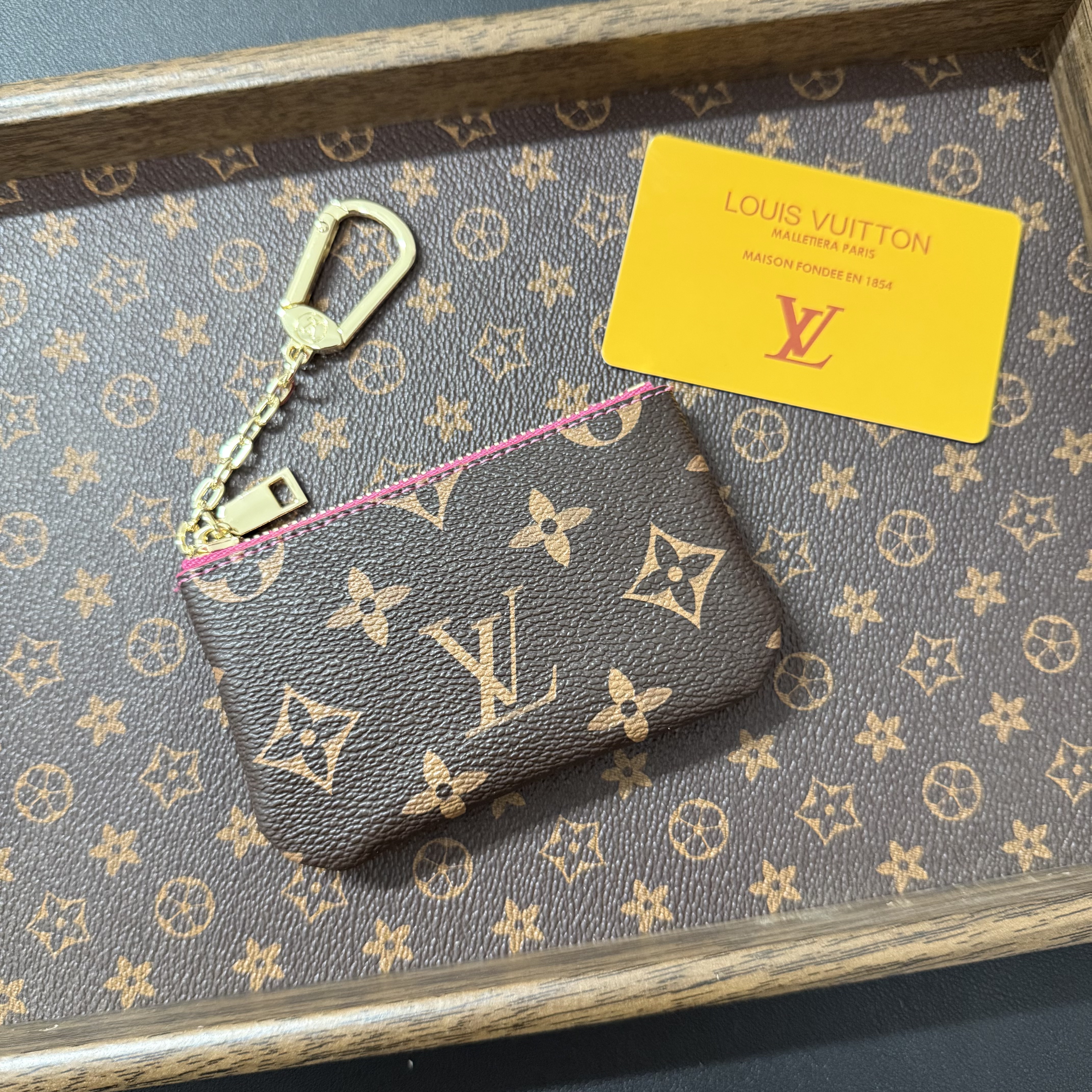 Luxury Leather Coin Purse with Keychain & Hook