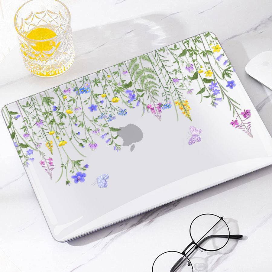 Butterfly in grass Macbook case-BELKCASE