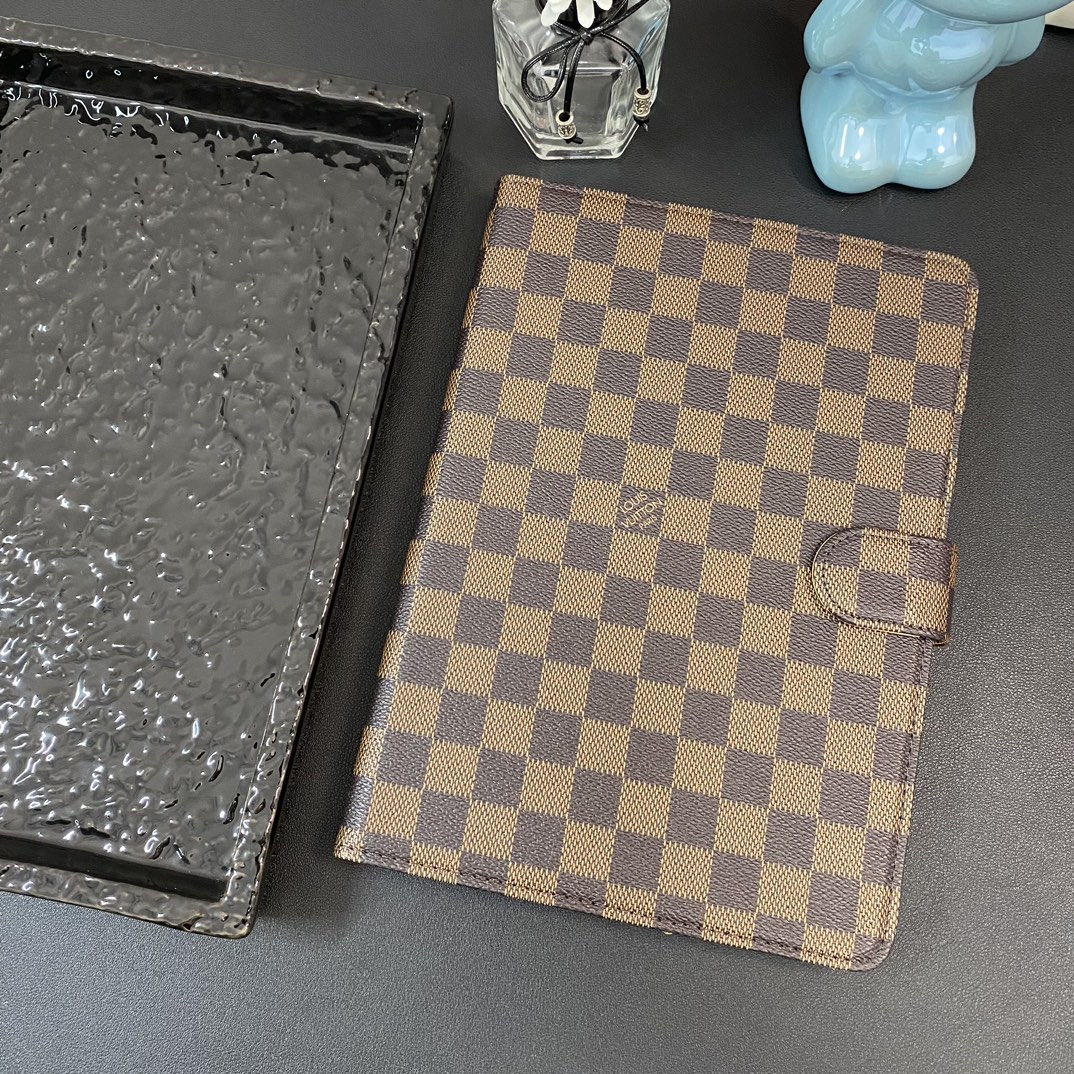 Louis Vuitton Classic Luxury Leather iPad Case