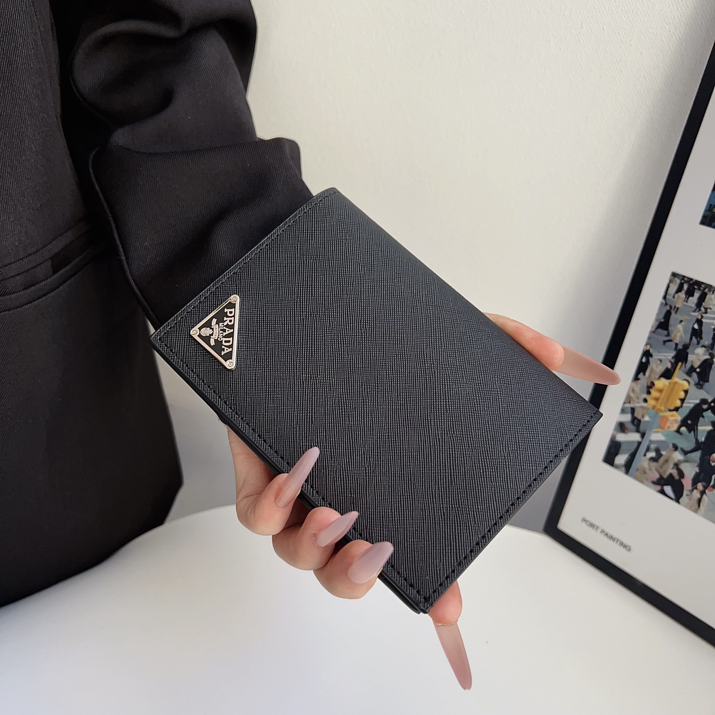 Prada Luxury Leather Wallet Card Holder/Passport holder