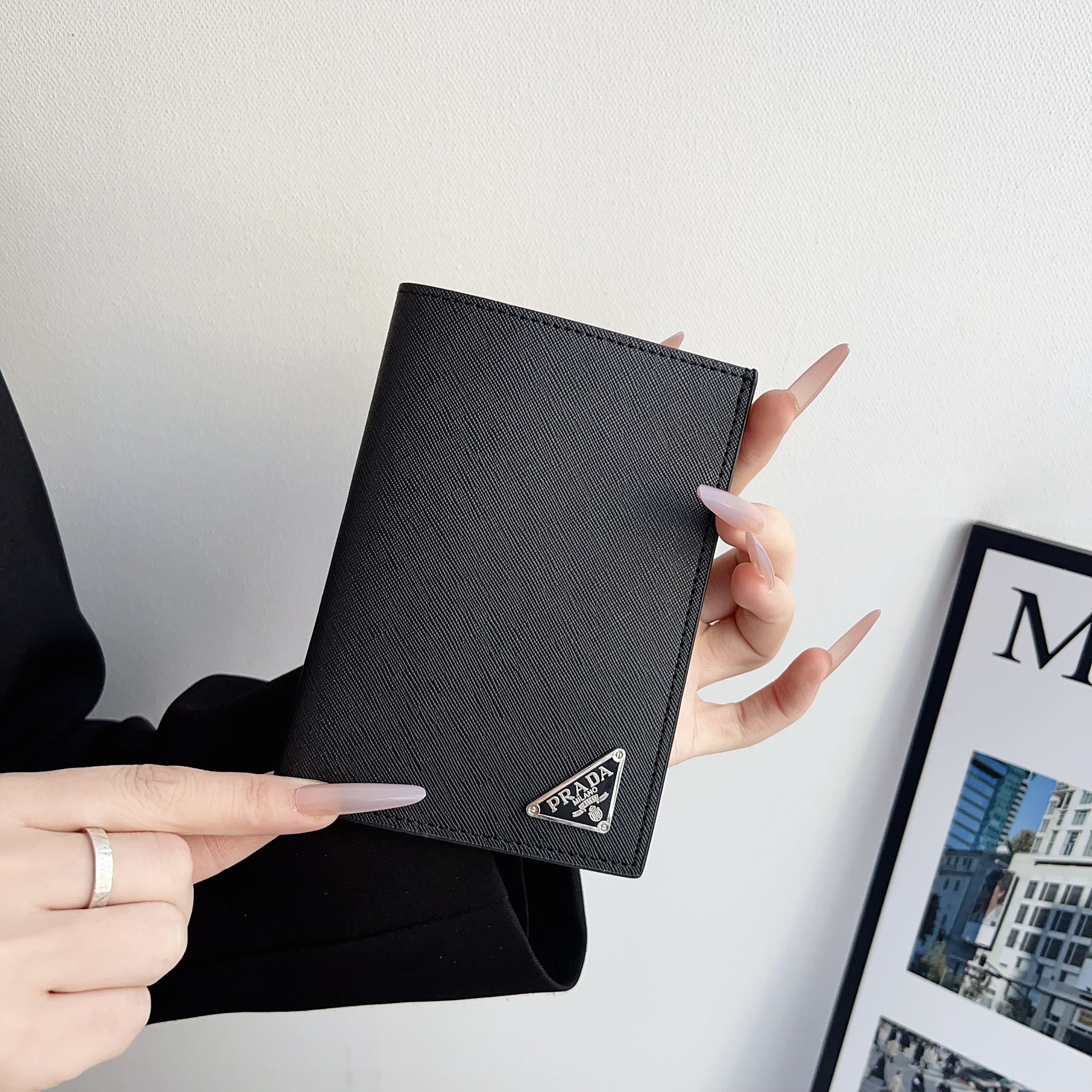 Prada Luxury Leather Wallet Card Holder/Passport holder