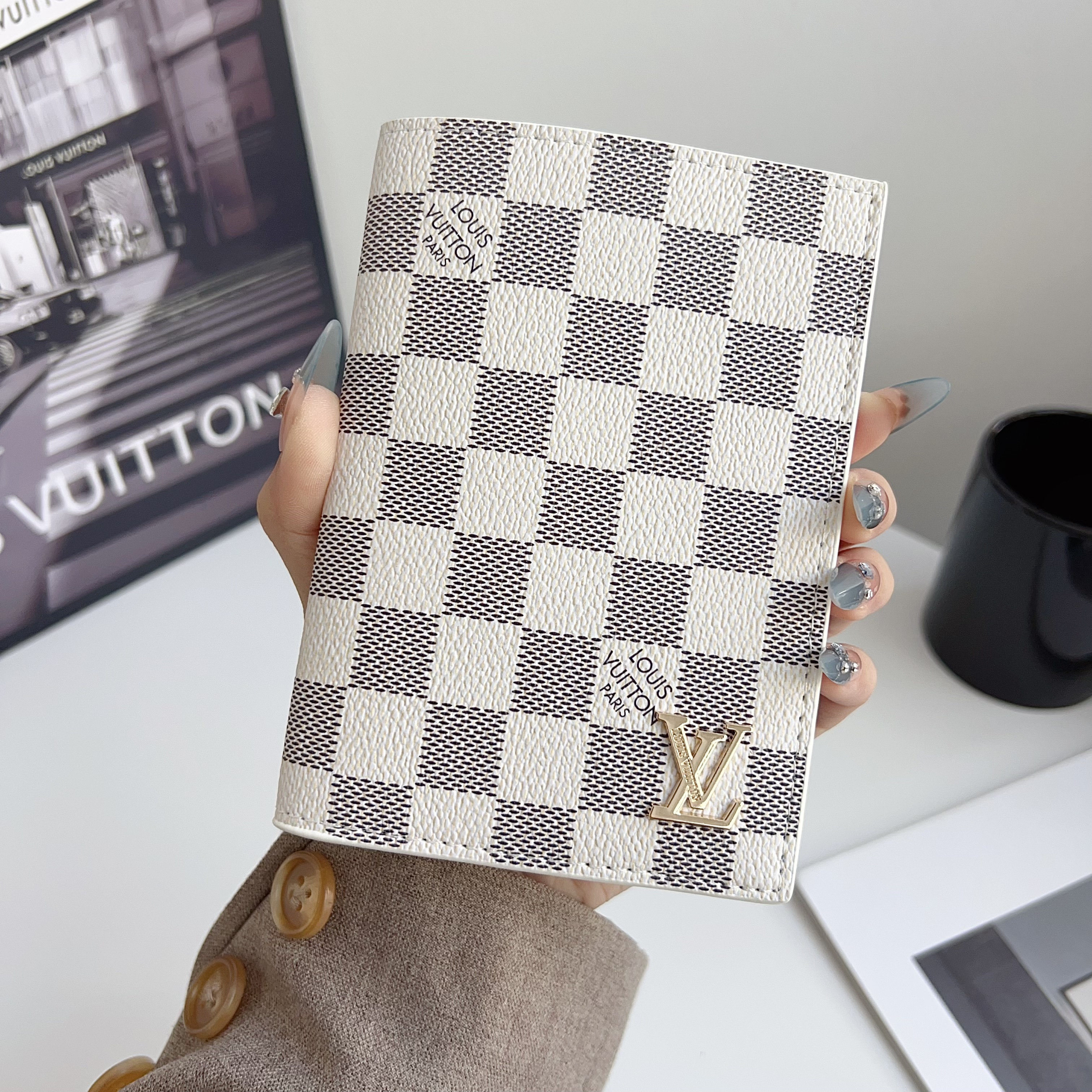  Louis Vuitton Gucci Luxury Leather Wallet Card Holder/Passport holder