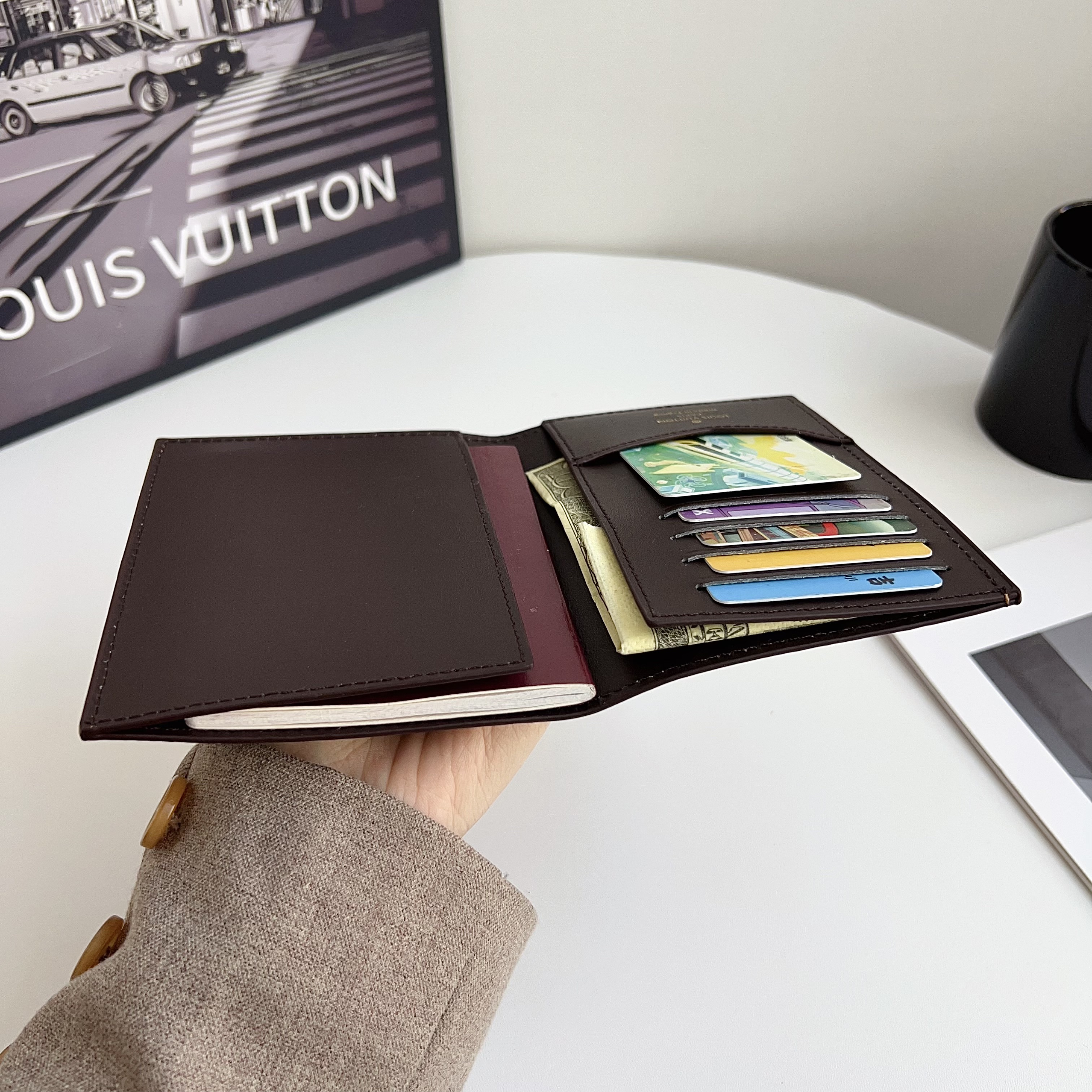  Louis Vuitton Gucci Luxury Leather Wallet Card Holder/Passport holder