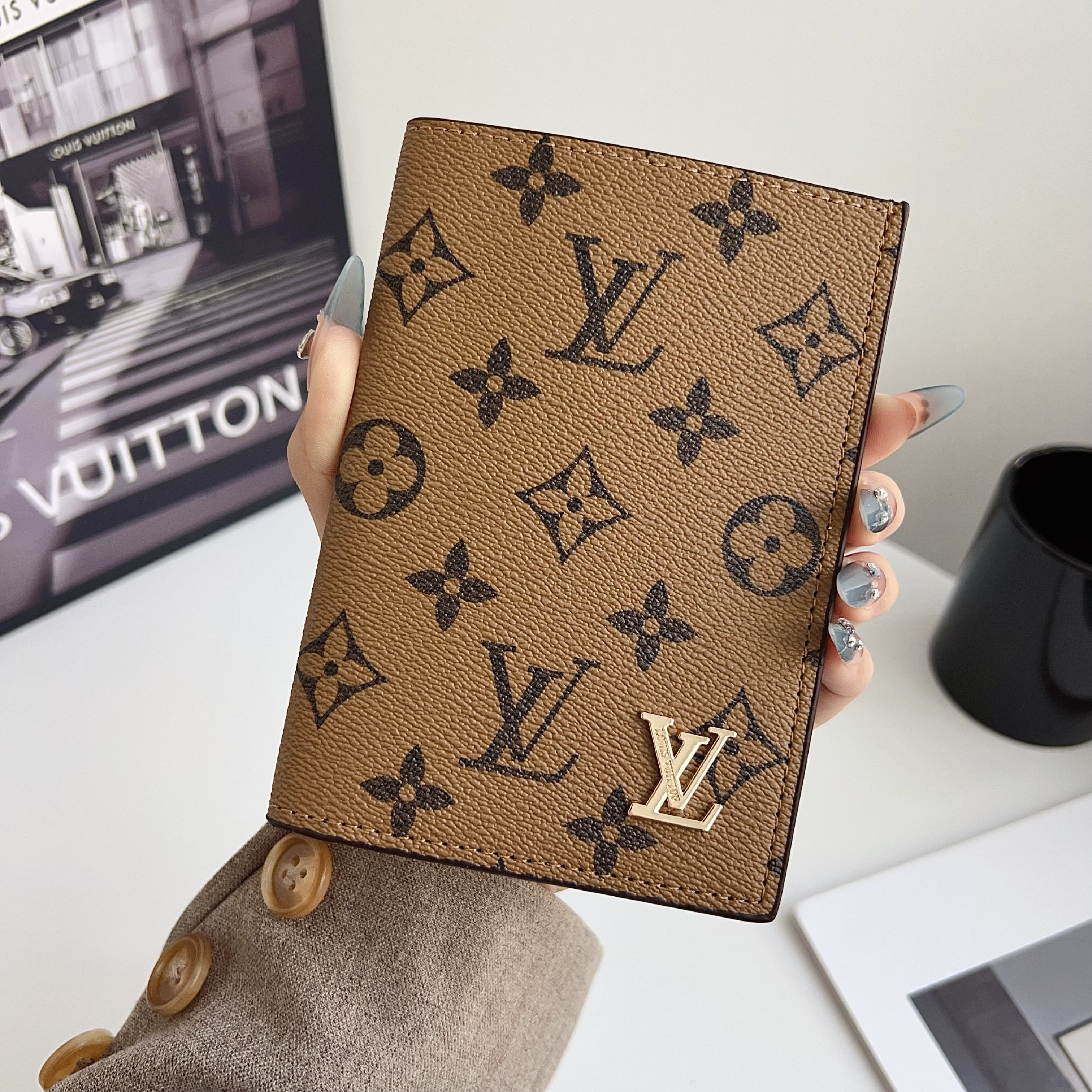  Louis Vuitton Gucci Luxury Leather Wallet Card Holder/Passport holder