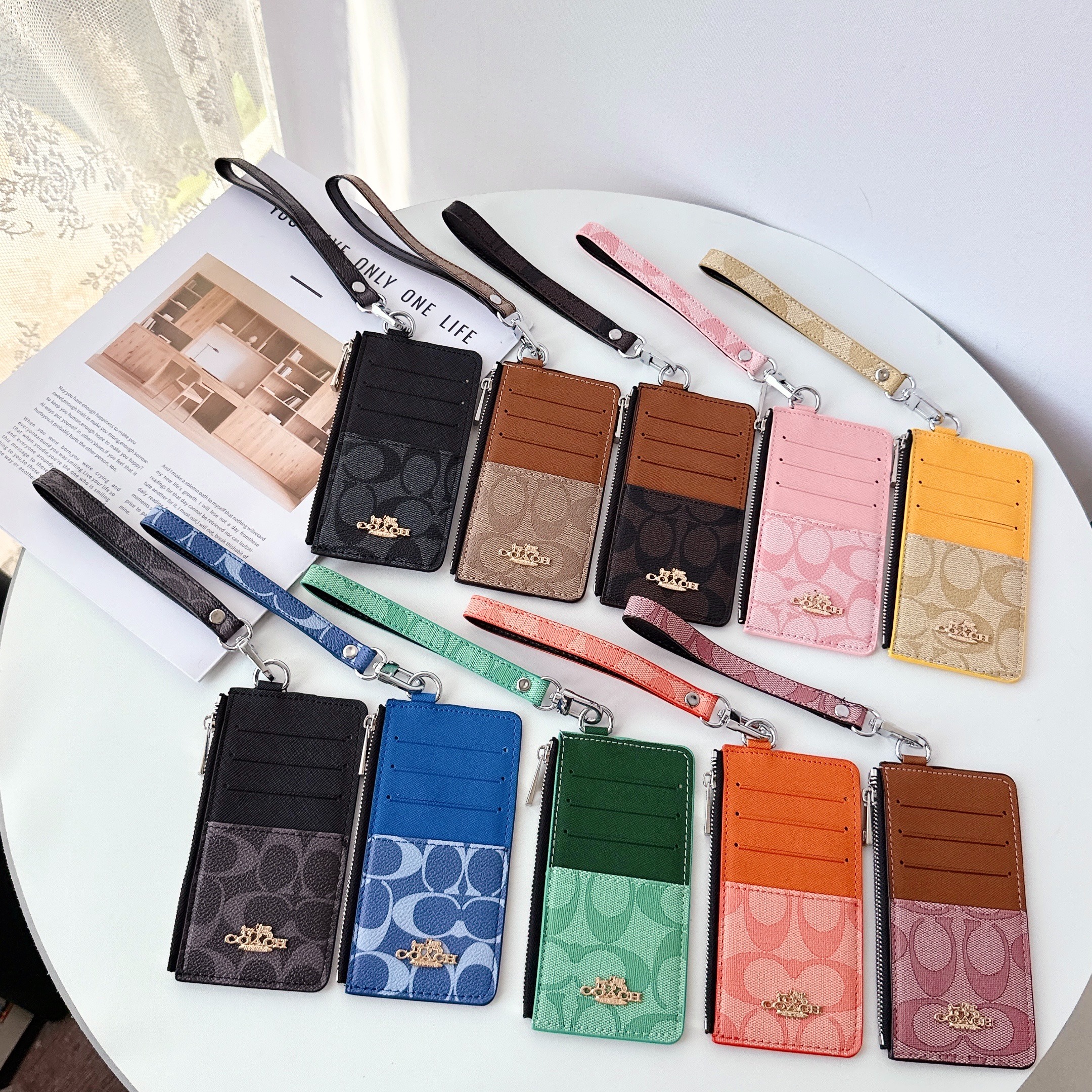 Coach Luxury Leather Zipper Wallet Card Holder & Coin Purse With Bracelet