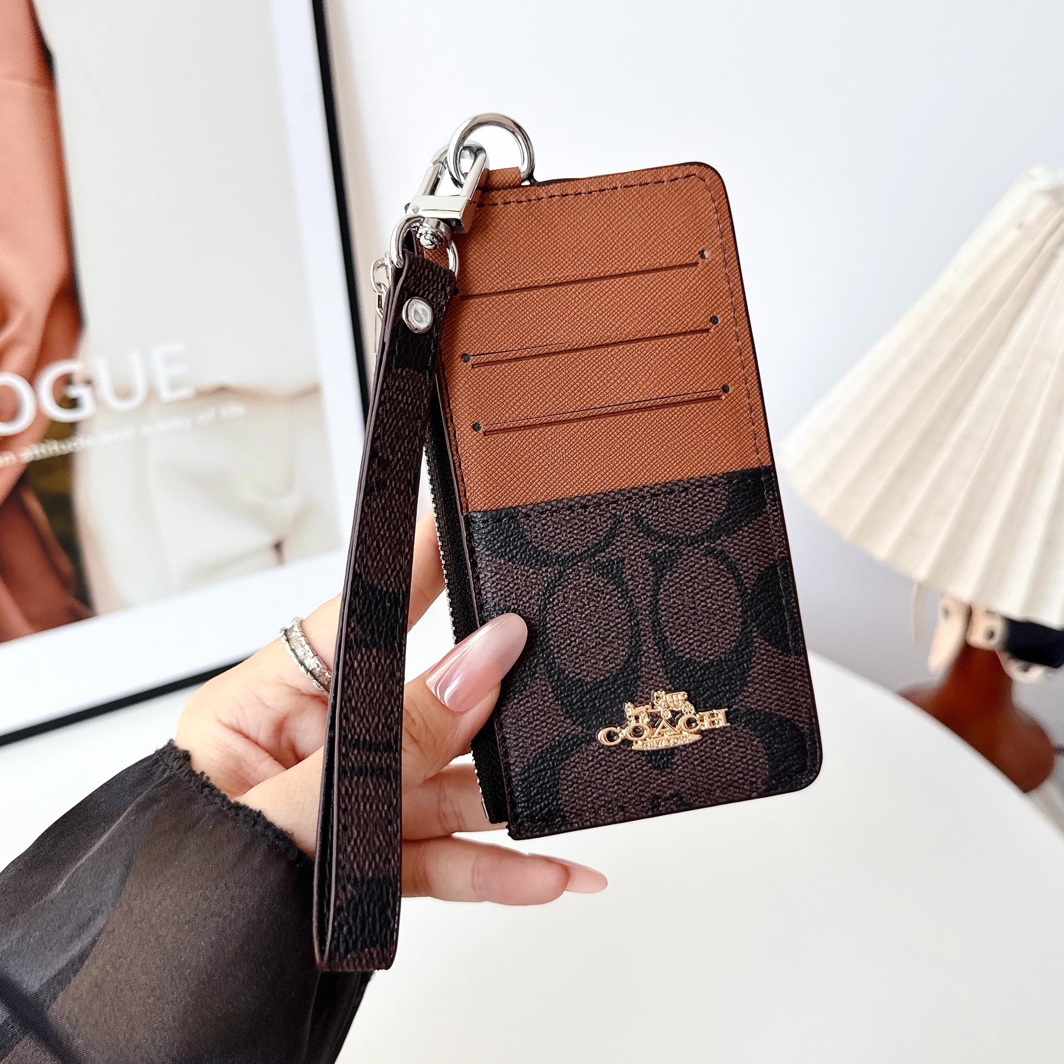 Coach Luxury Leather Zipper Wallet Card Holder & Coin Purse With Bracelet