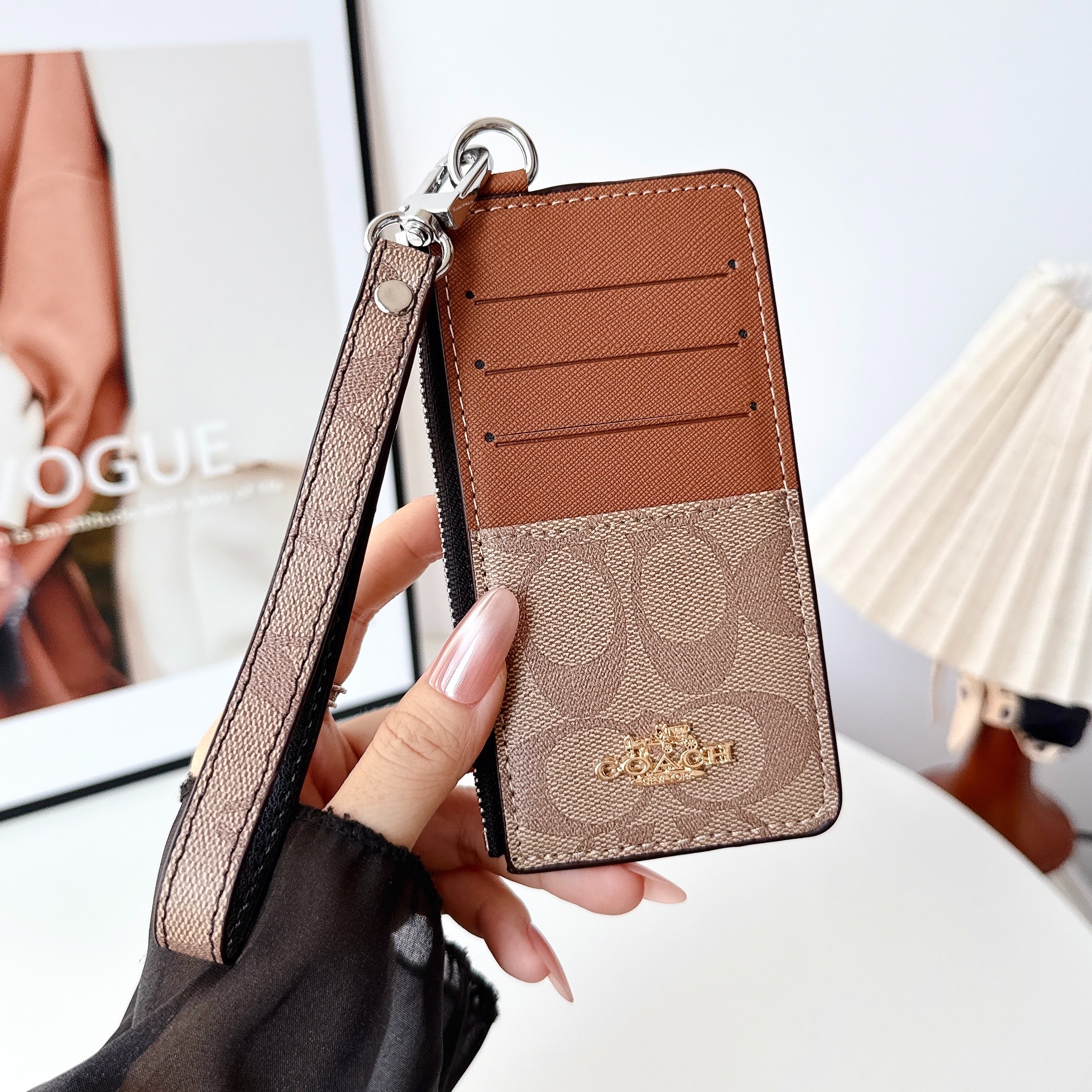 Coach Luxury Leather Zipper Wallet Card Holder & Coin Purse With Bracelet