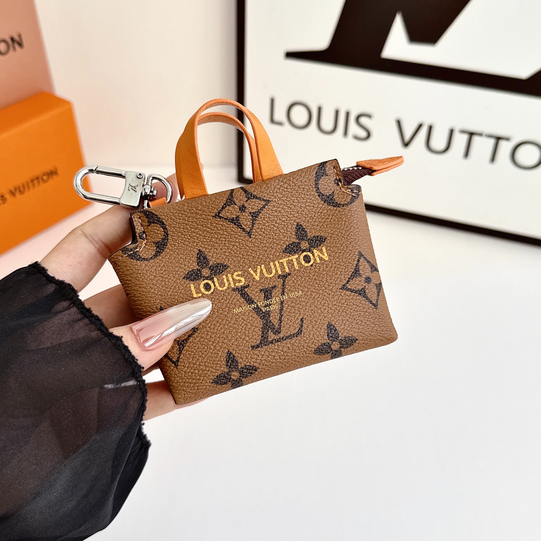 Louis Vuitton Mini Shopping Bag Coin Purse & Multifunctional Storage Pouch Key Case