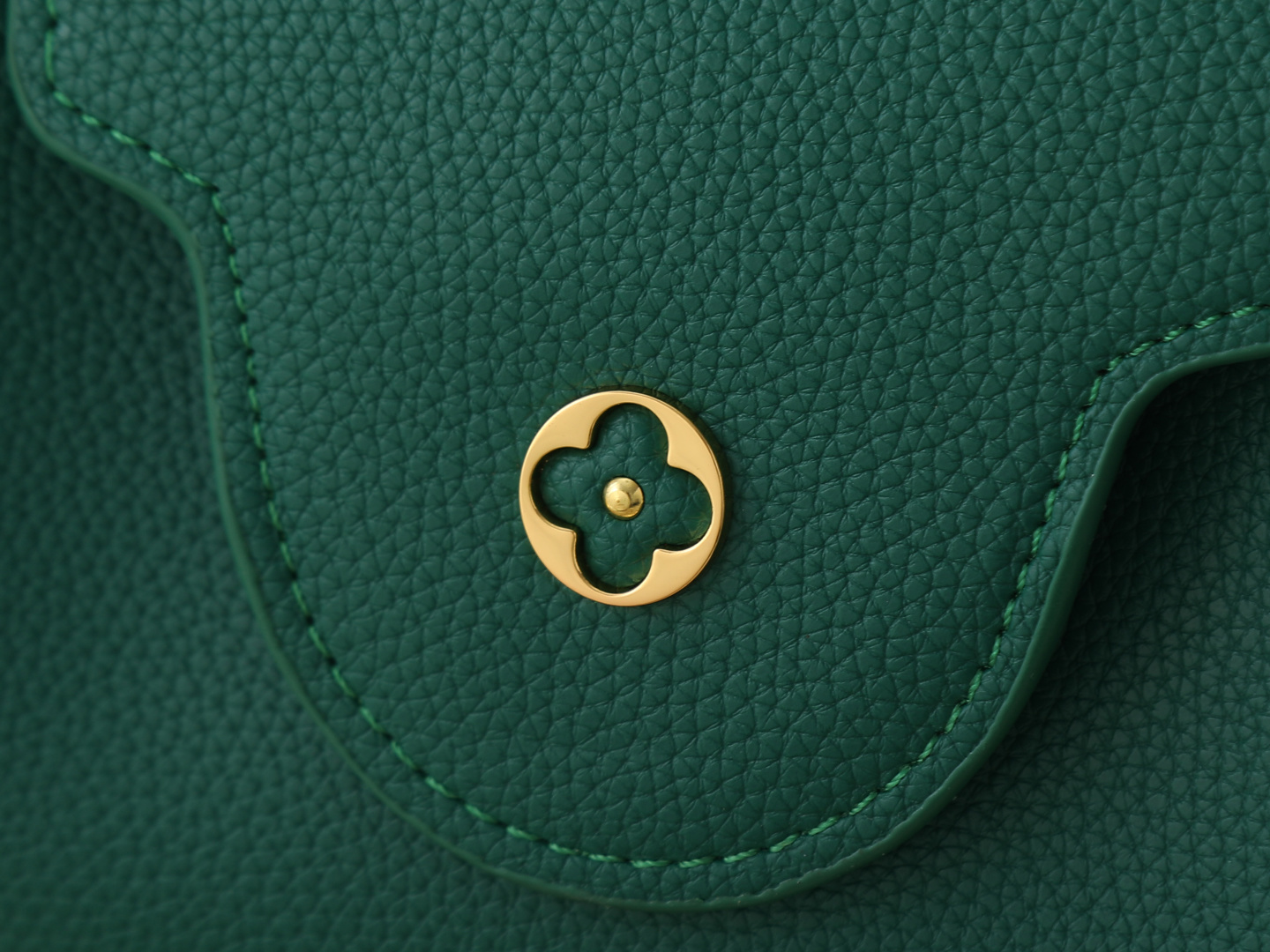 Louis Vuitton My Capucines Leather Handbag