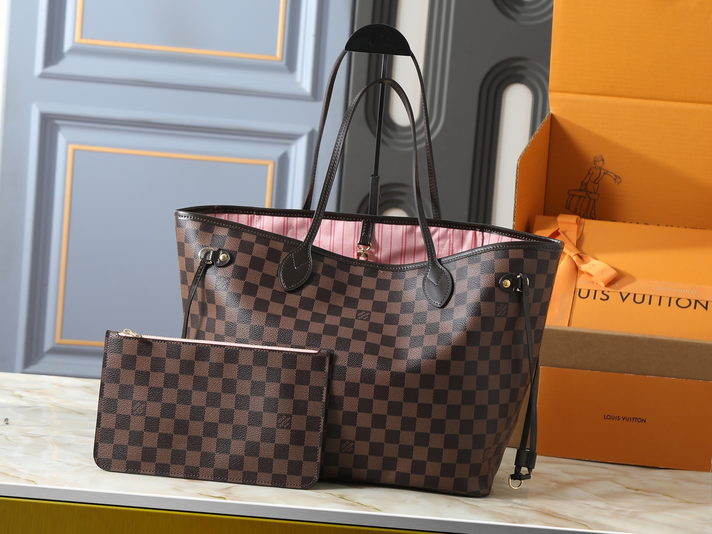 Louis Vuitton Neverfull MM Monogram Tote Bag