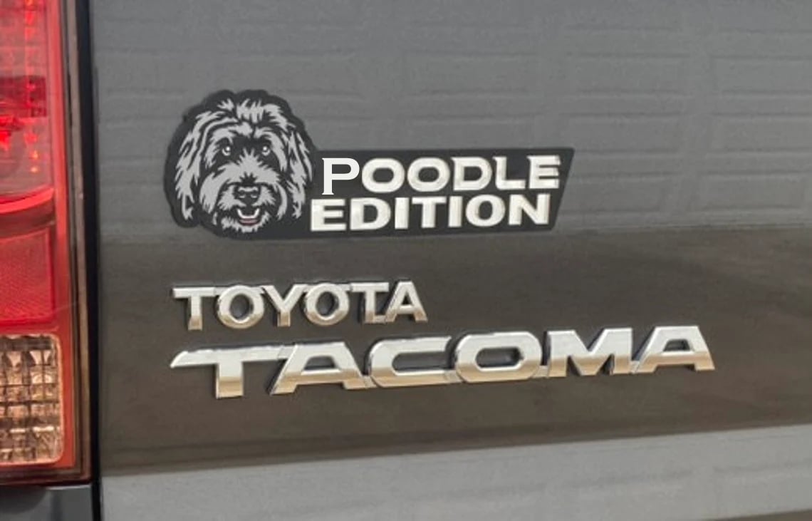Dog Car Badge Laser Cutting Car Emblem