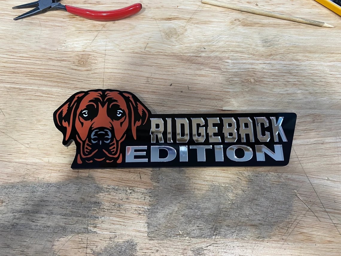 Dog Car Badge Laser Cutting Car Emblem