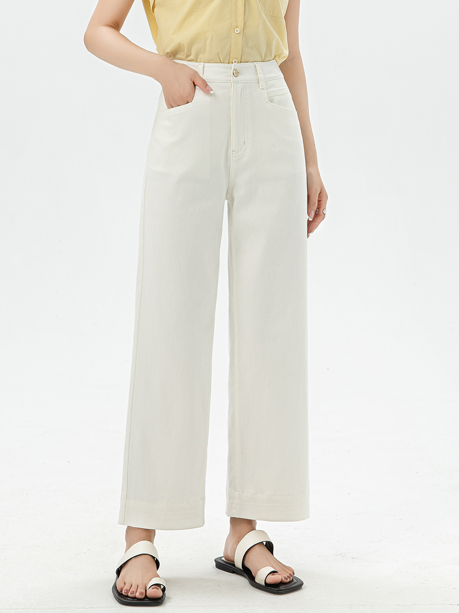 女士垂感天絲麻九分直筒牛仔褲