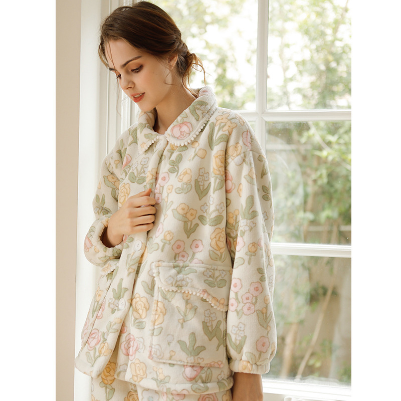 女秋冬加厚羊羔絨粉底白兔印花睡衣