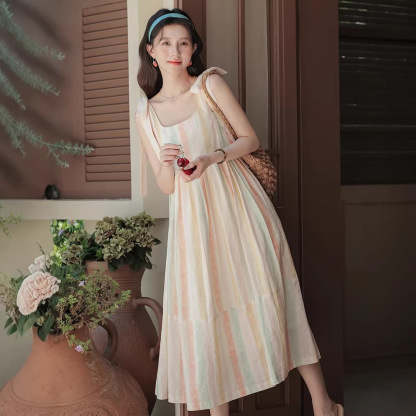 春夏多巴胺彩虹條紋無袖連衣長裙