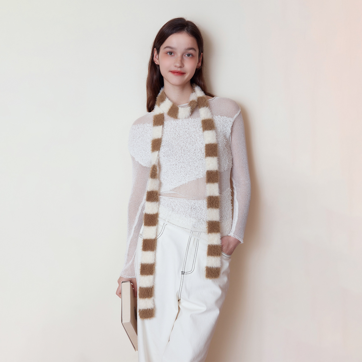 細長條紋臘腸針織圍巾