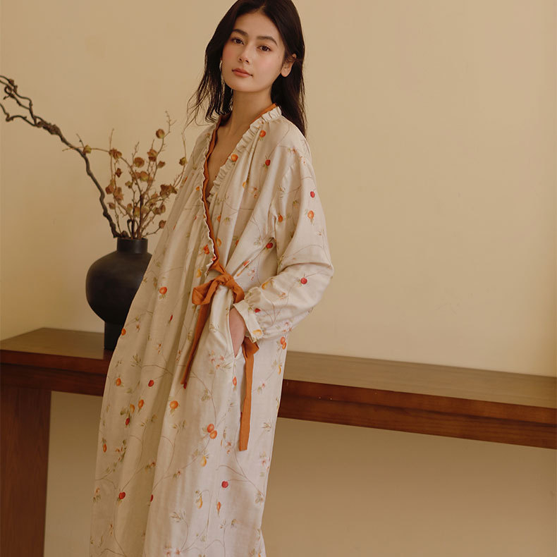 女棉紗斜襟繫帶石榴花和服長袖睡裙
