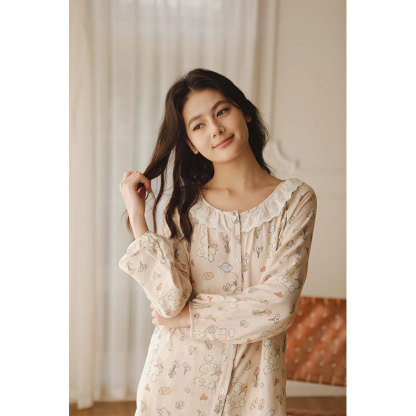 女款竹棉卡通印花圓領長袖睡衣套裝
