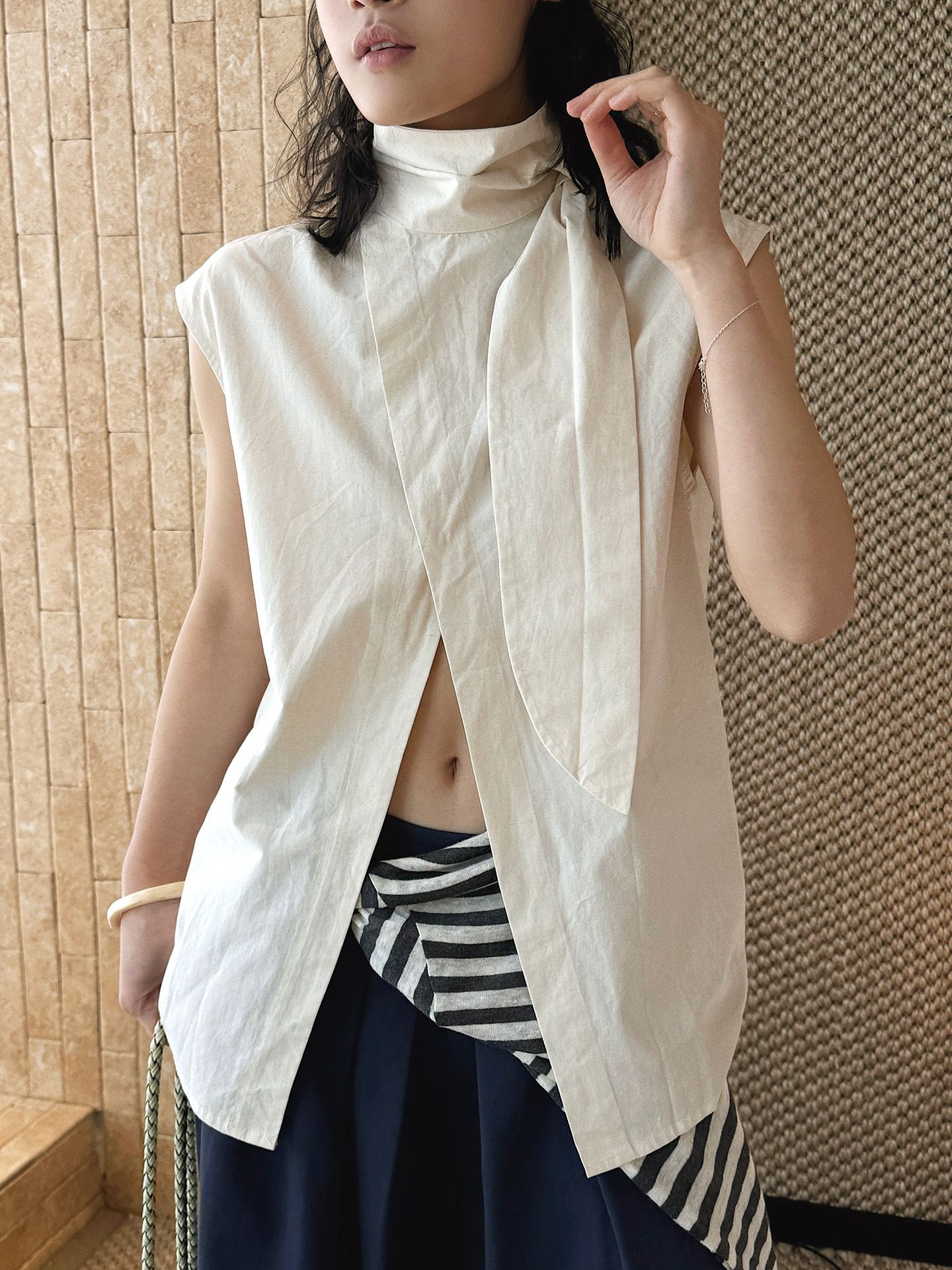 春夏纏繞領斜門襟無袖背心