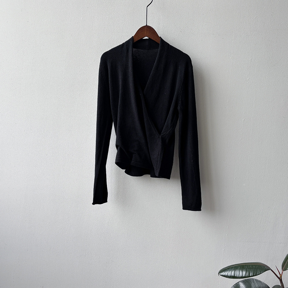 女士秋季法式交叉V領長袖針織衫