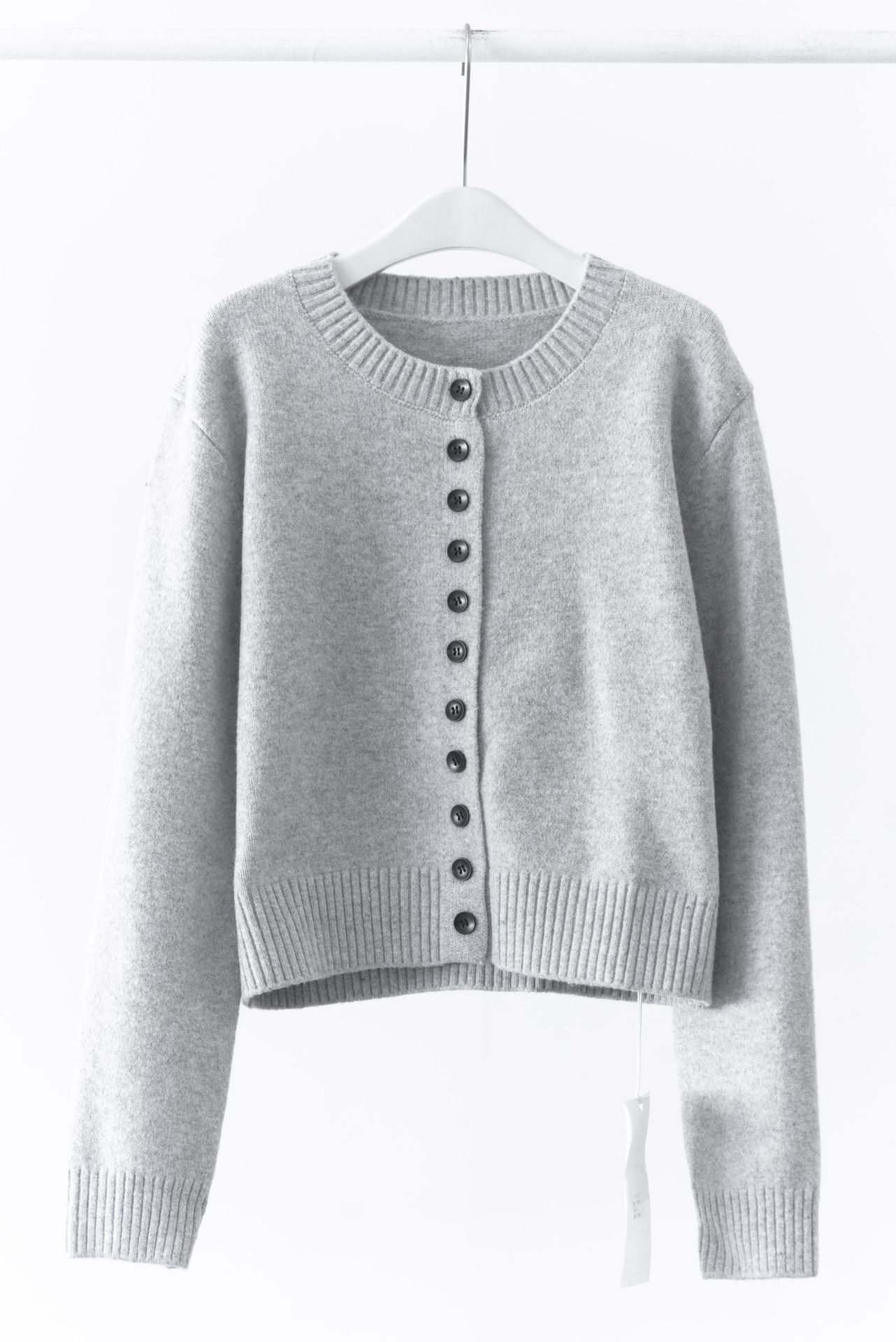 女士冬季簡約多釦設計羊毛開衫