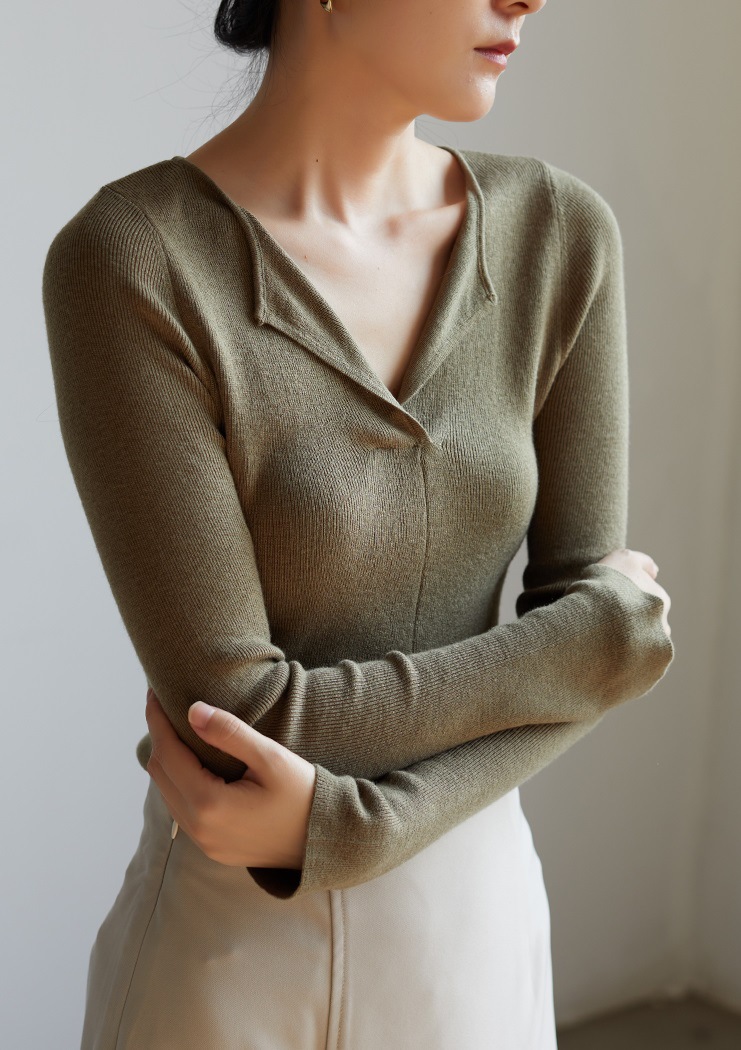 女士春秋小翻領V領打底衫