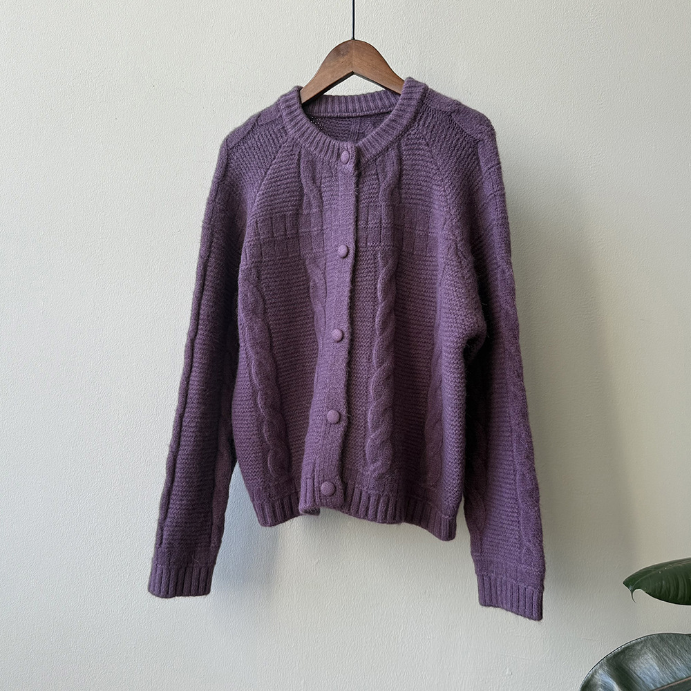女士秋冬圓領包扣麻花毛衣開衫