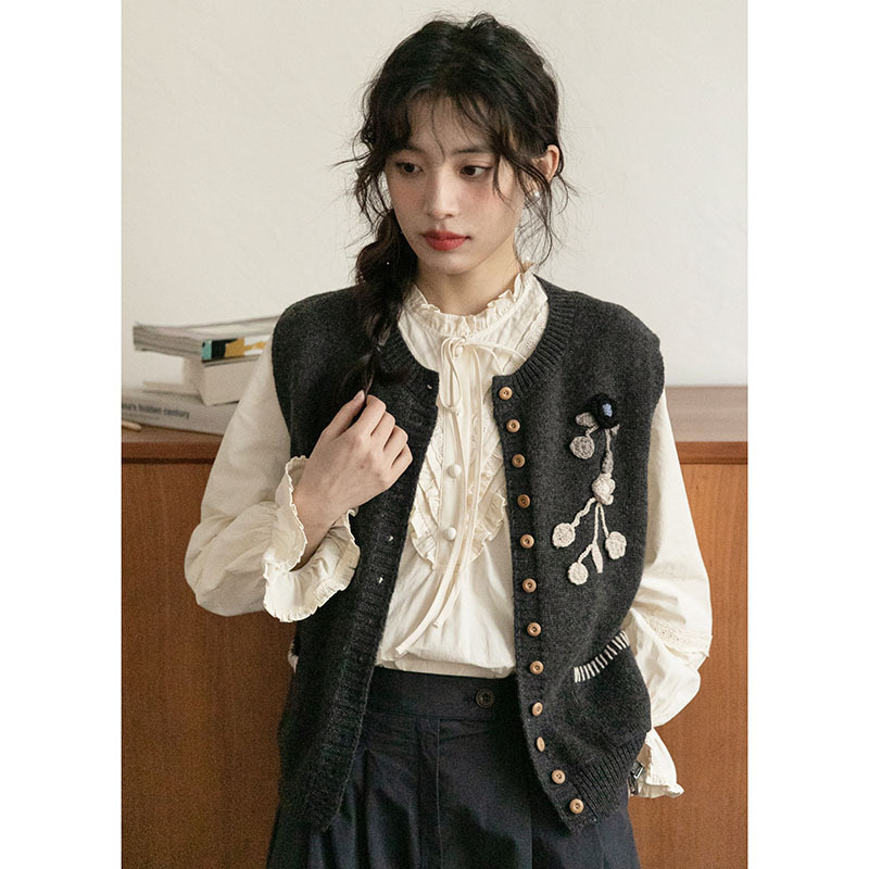 女士春季勾花刺繡明線針織開衫馬甲