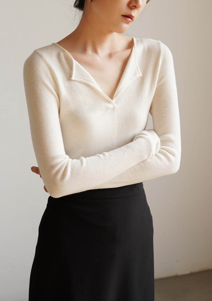 女士春秋小翻領V領打底衫