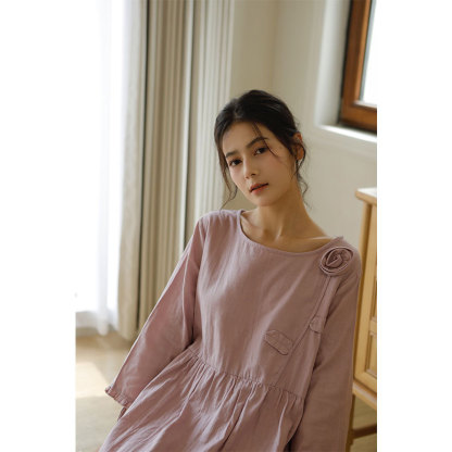 女士秋季寬鬆純色花朵長袖睡裙